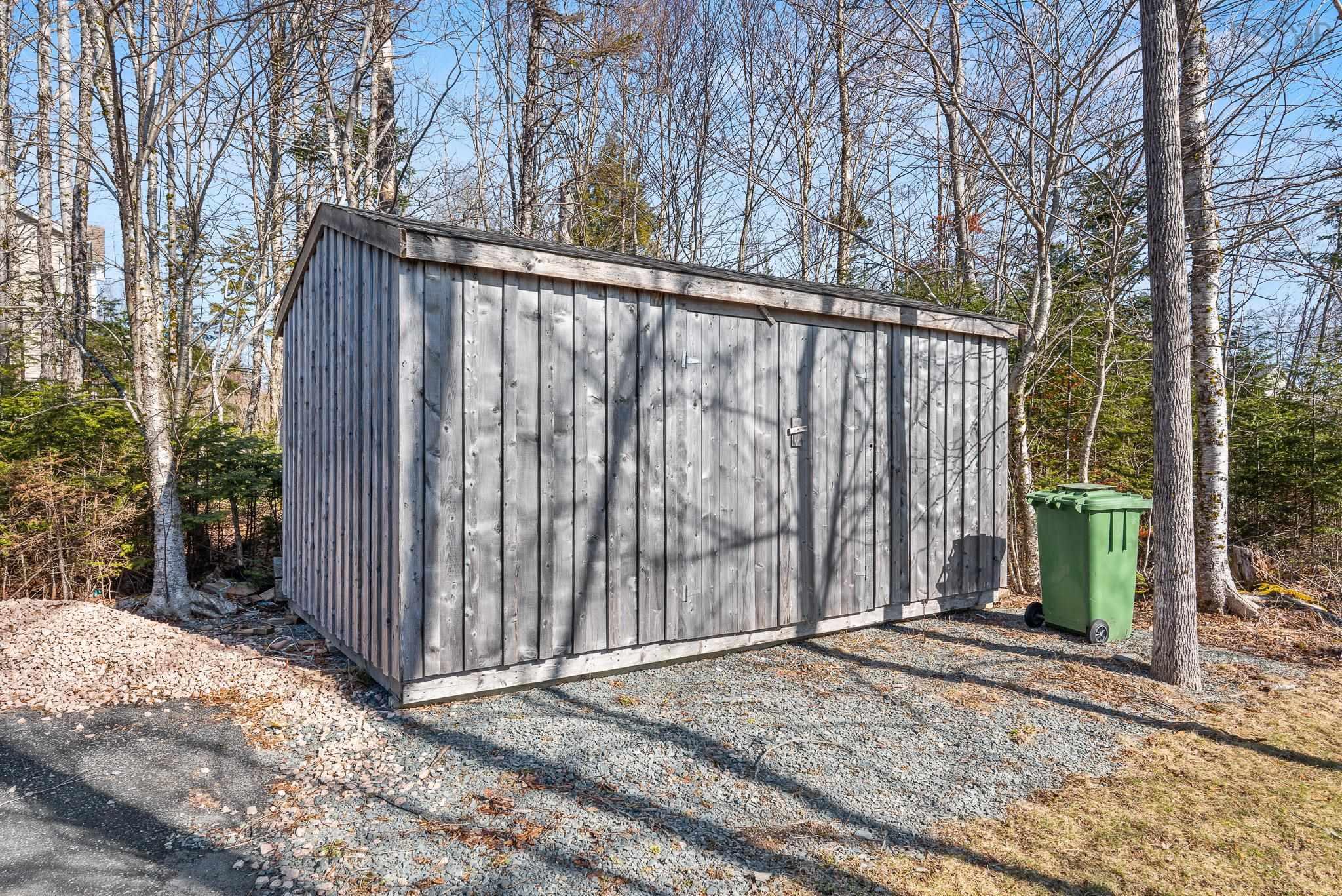 $950,000.00: 147 Crooked Stick Pass, Beaver Bank