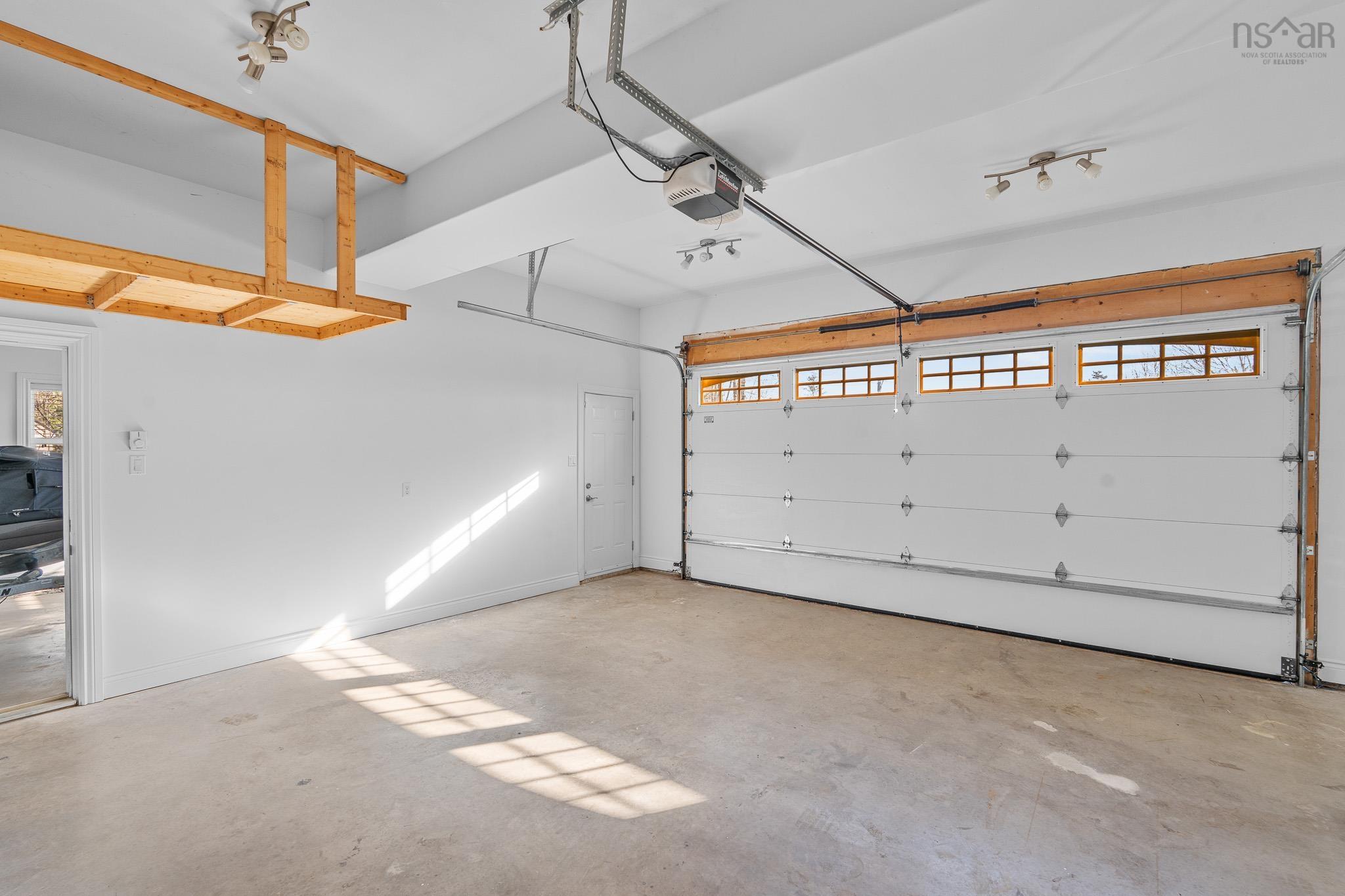 $950,000.00: 147 Crooked Stick Pass, Beaver Bank