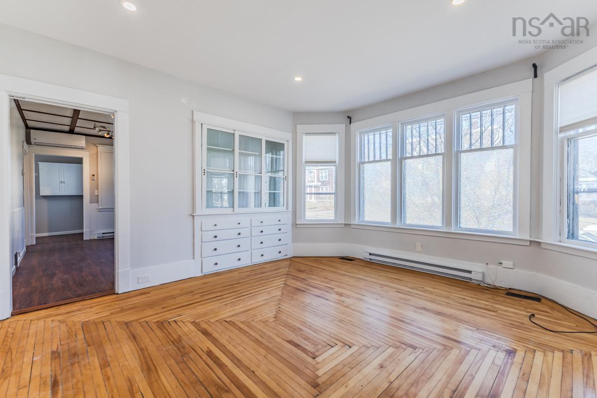 $635,000.00: 104 LORNE Street, Truro