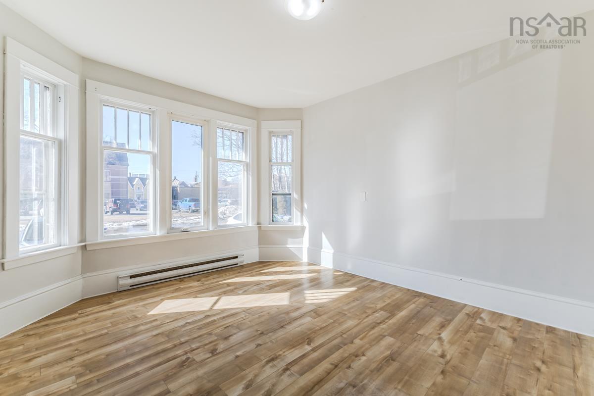 $635,000.00: 104 LORNE Street, Truro