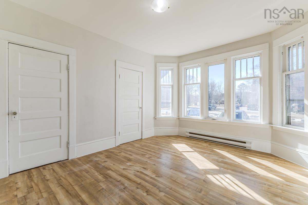 $635,000.00: 104 LORNE Street, Truro