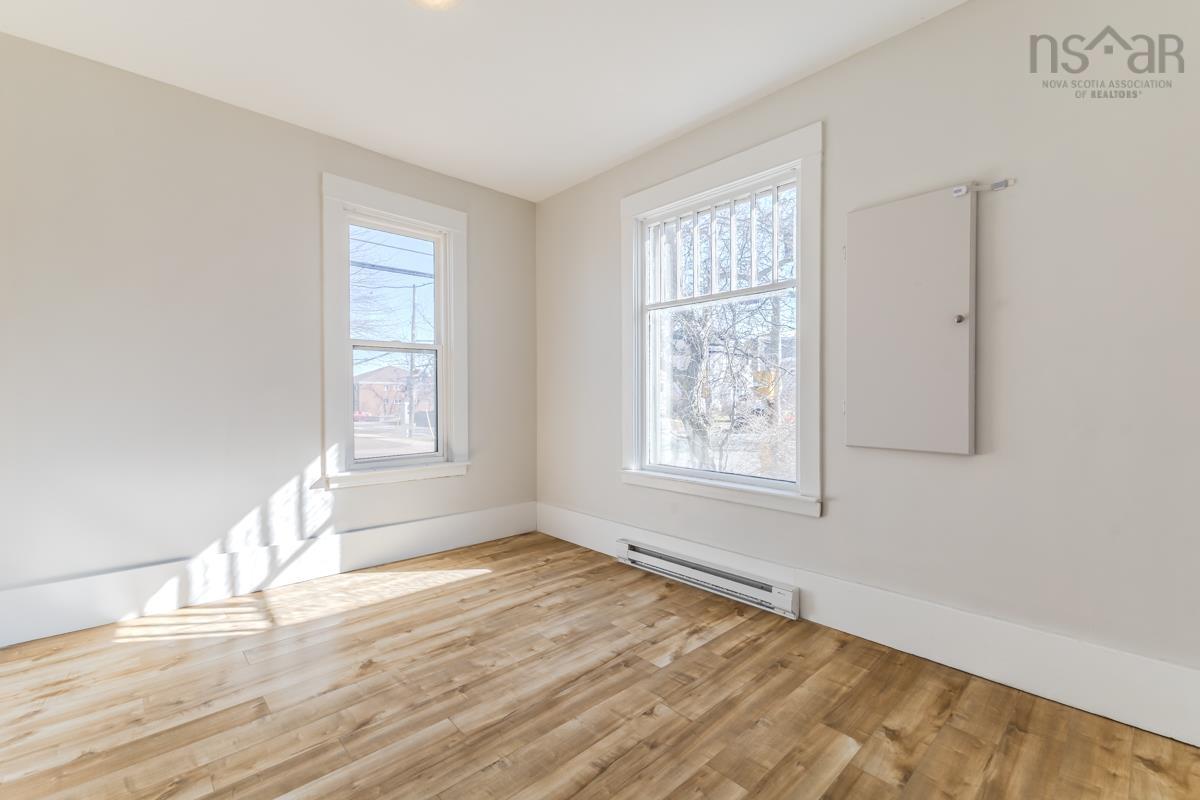 $635,000.00: 104 LORNE Street, Truro