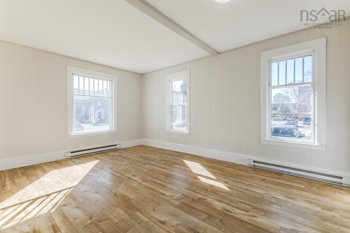 $635,000.00: 104 LORNE Street, Truro