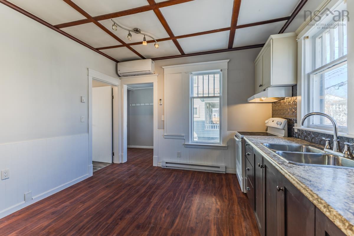 $635,000.00: 104 LORNE Street, Truro