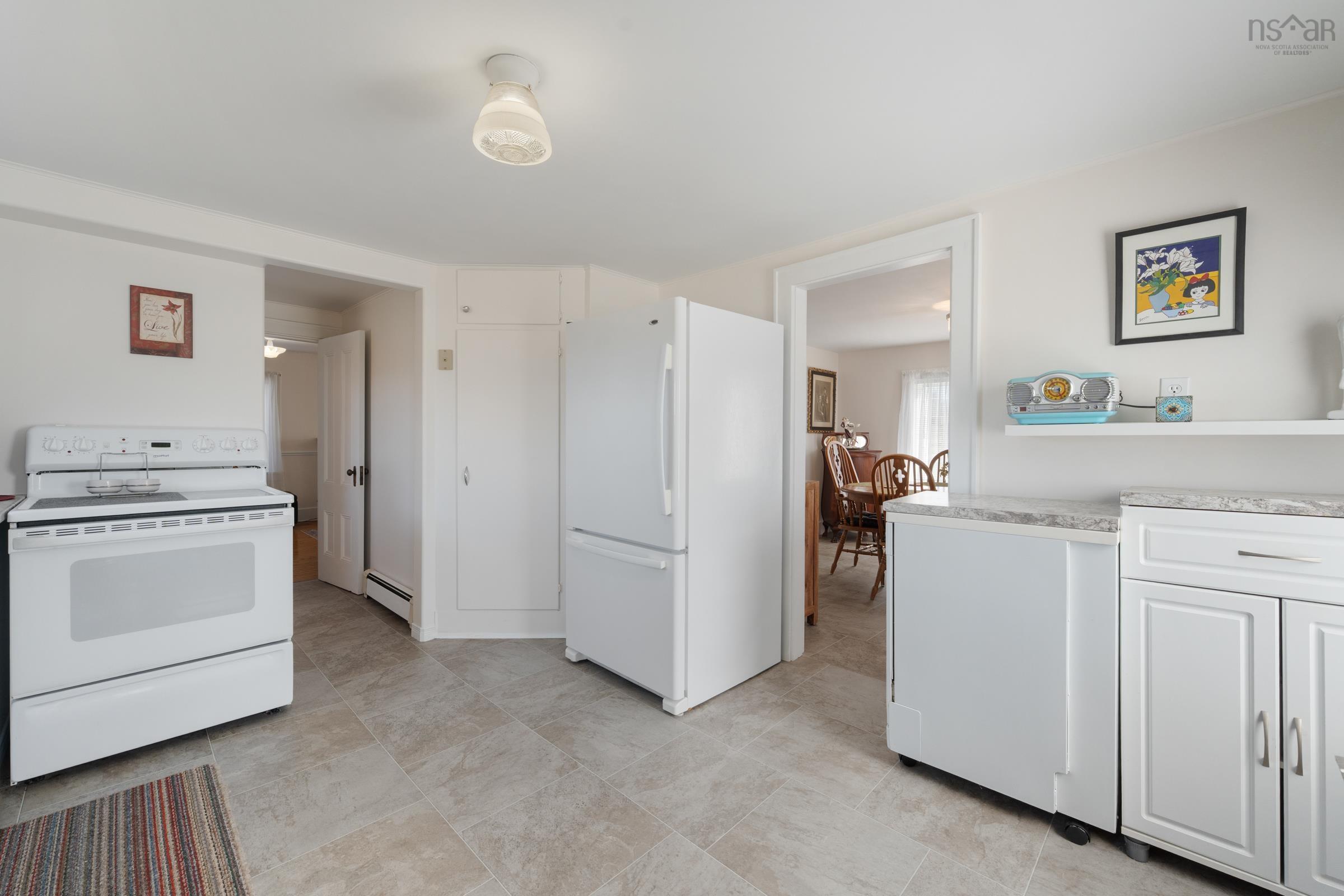 $299,000.00: 853 Highway 340, South Ohio