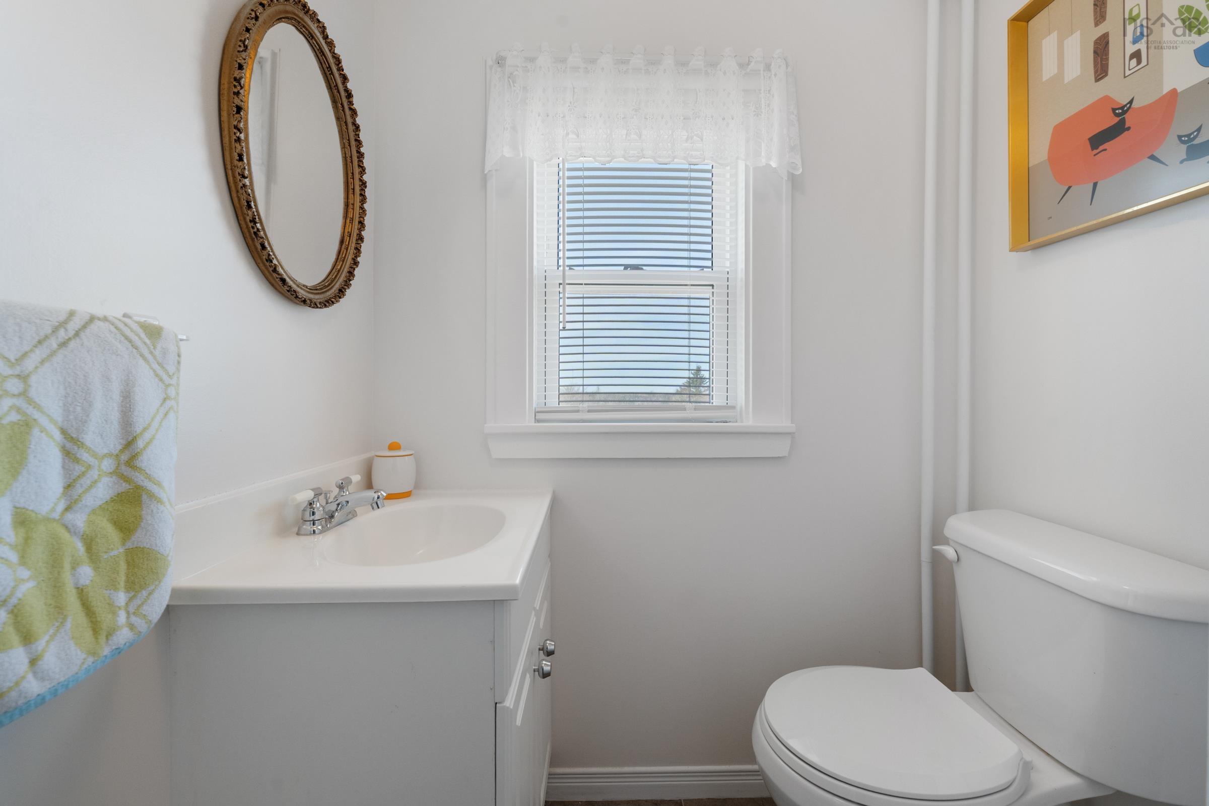 $299,000.00: 853 Highway 340, South Ohio