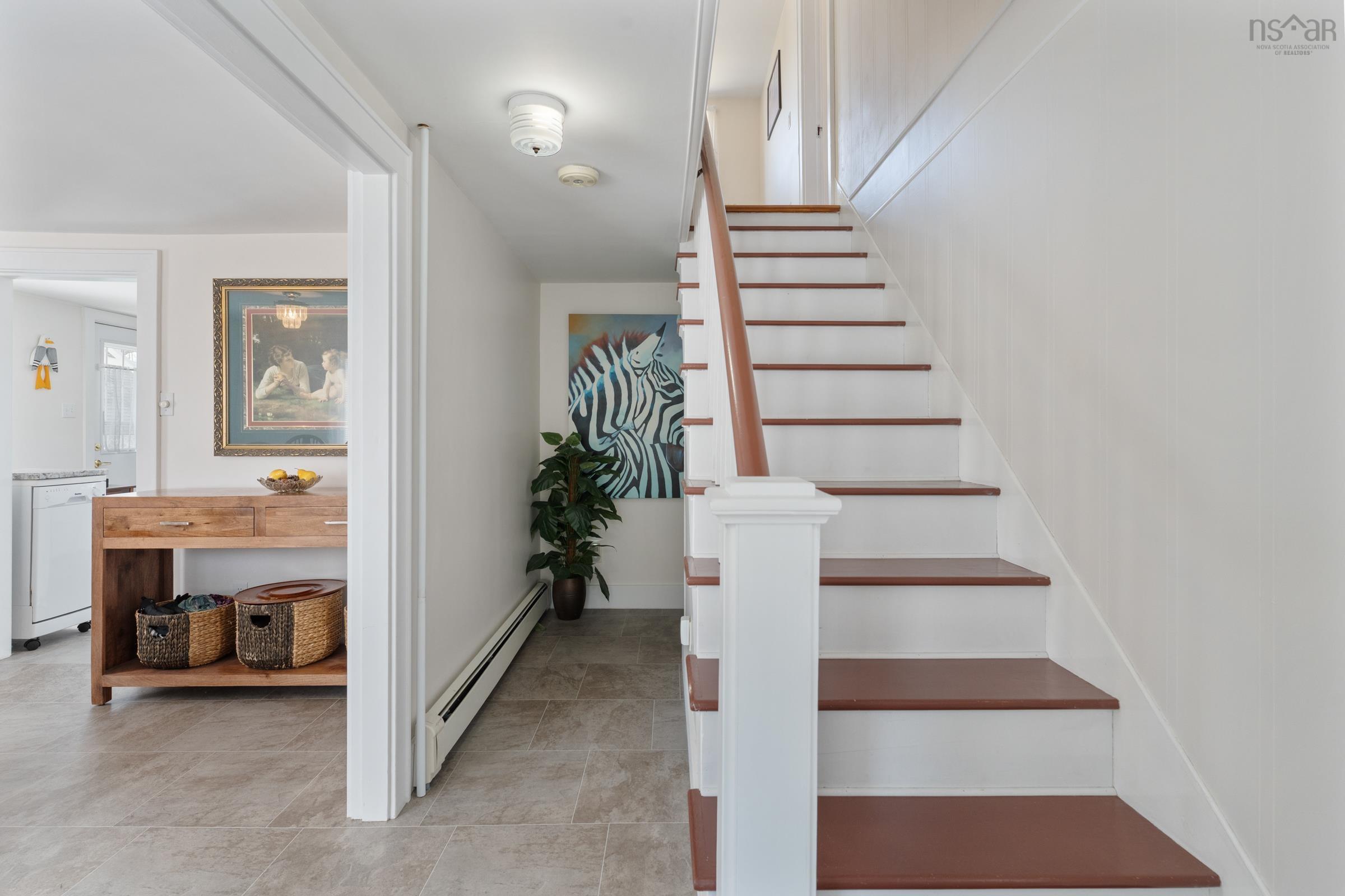 $299,000.00: 853 Highway 340, South Ohio