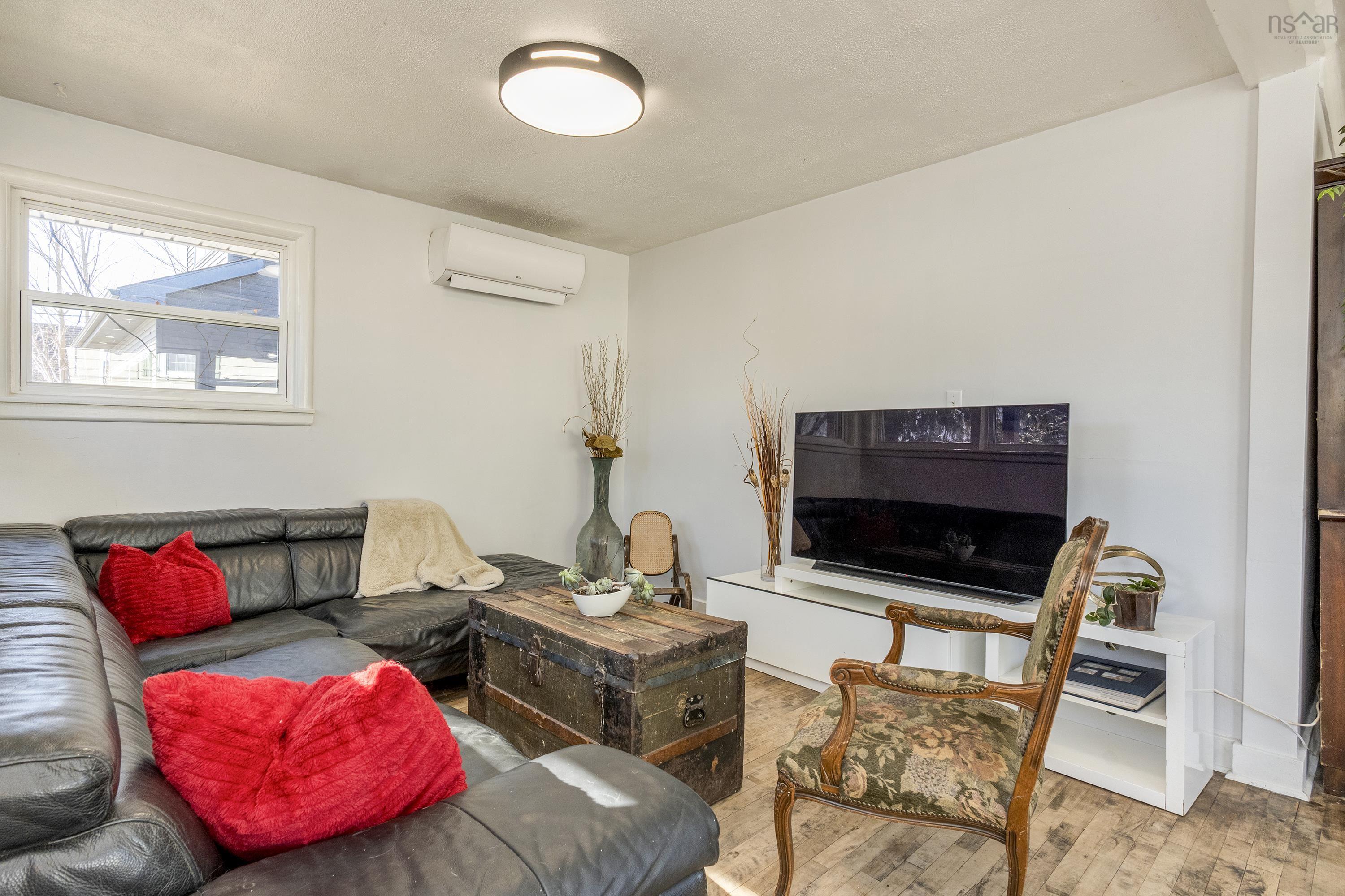 $349,900.00: 12 Porters Avenue, Hantsport