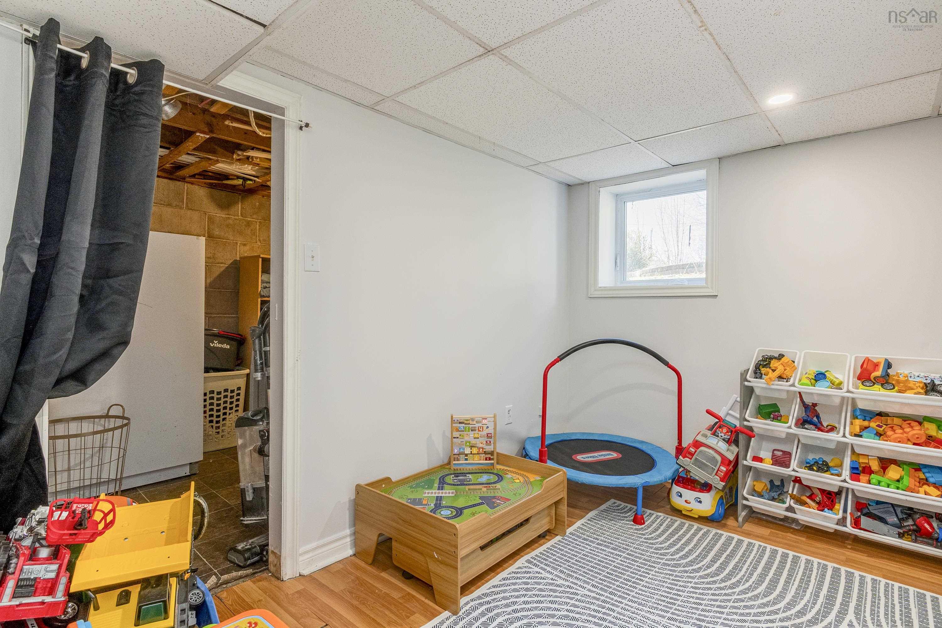 $349,900.00: 12 Porters Avenue, Hantsport