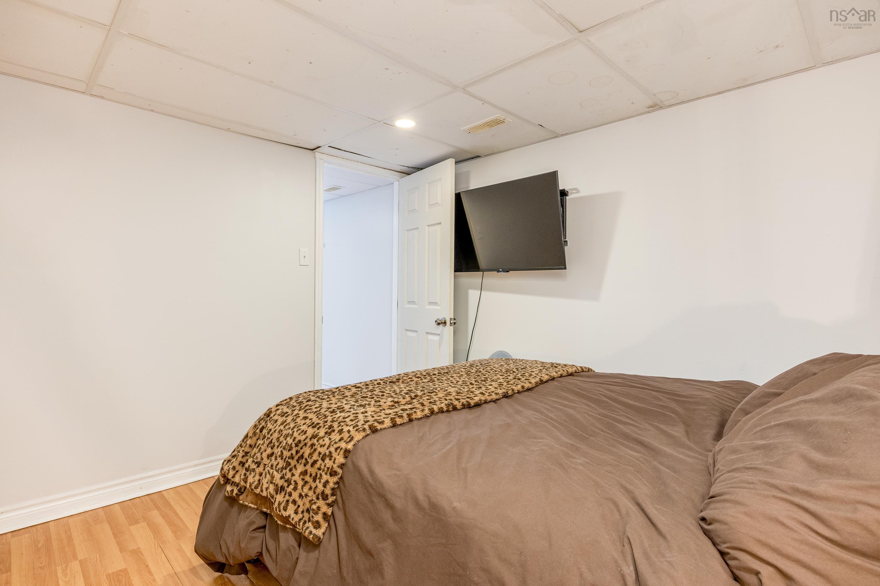 $349,900.00: 12 Porters Avenue, Hantsport