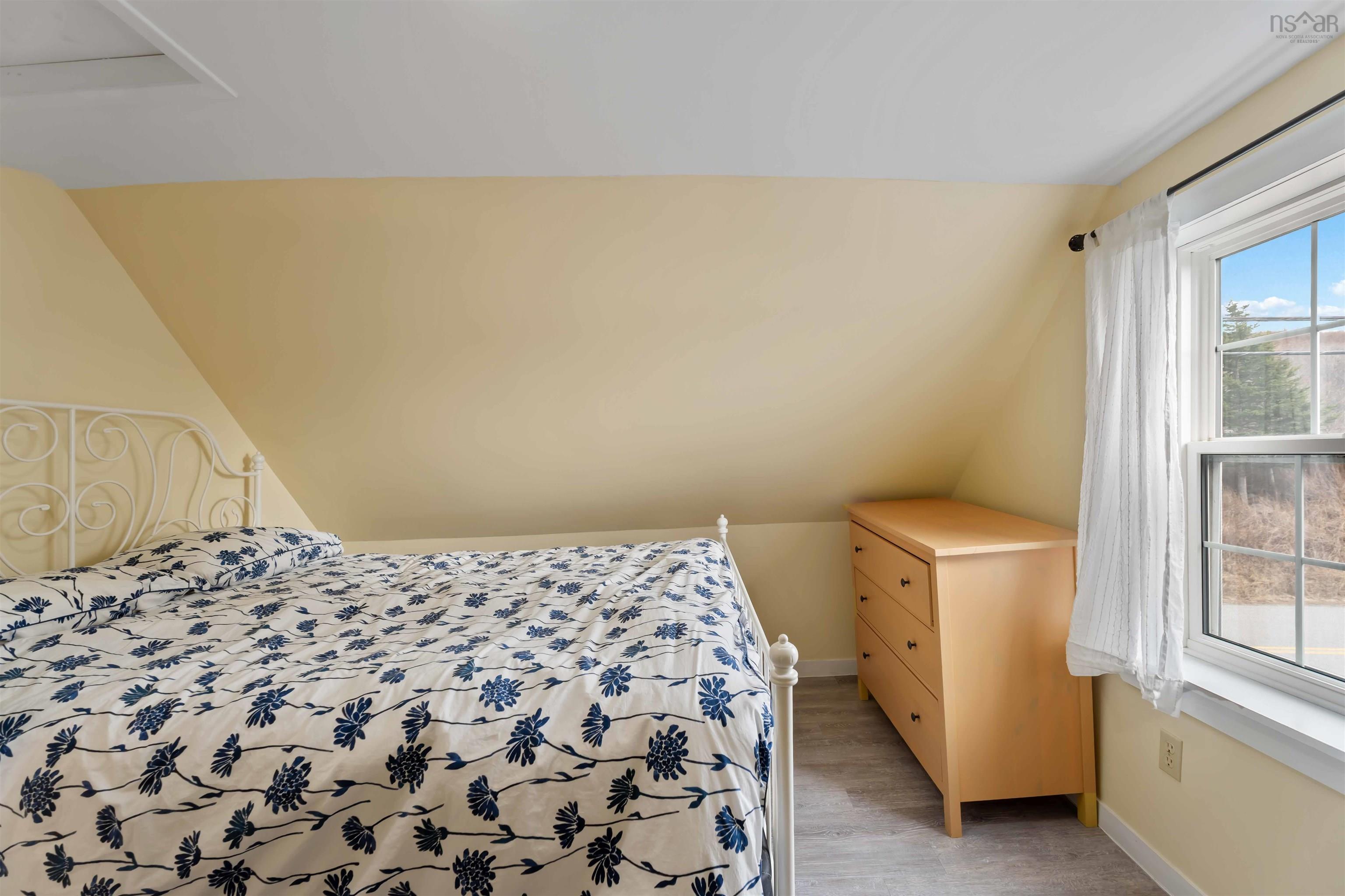 $385,000.00: 92 Lake Darling Road, Darlings Lake