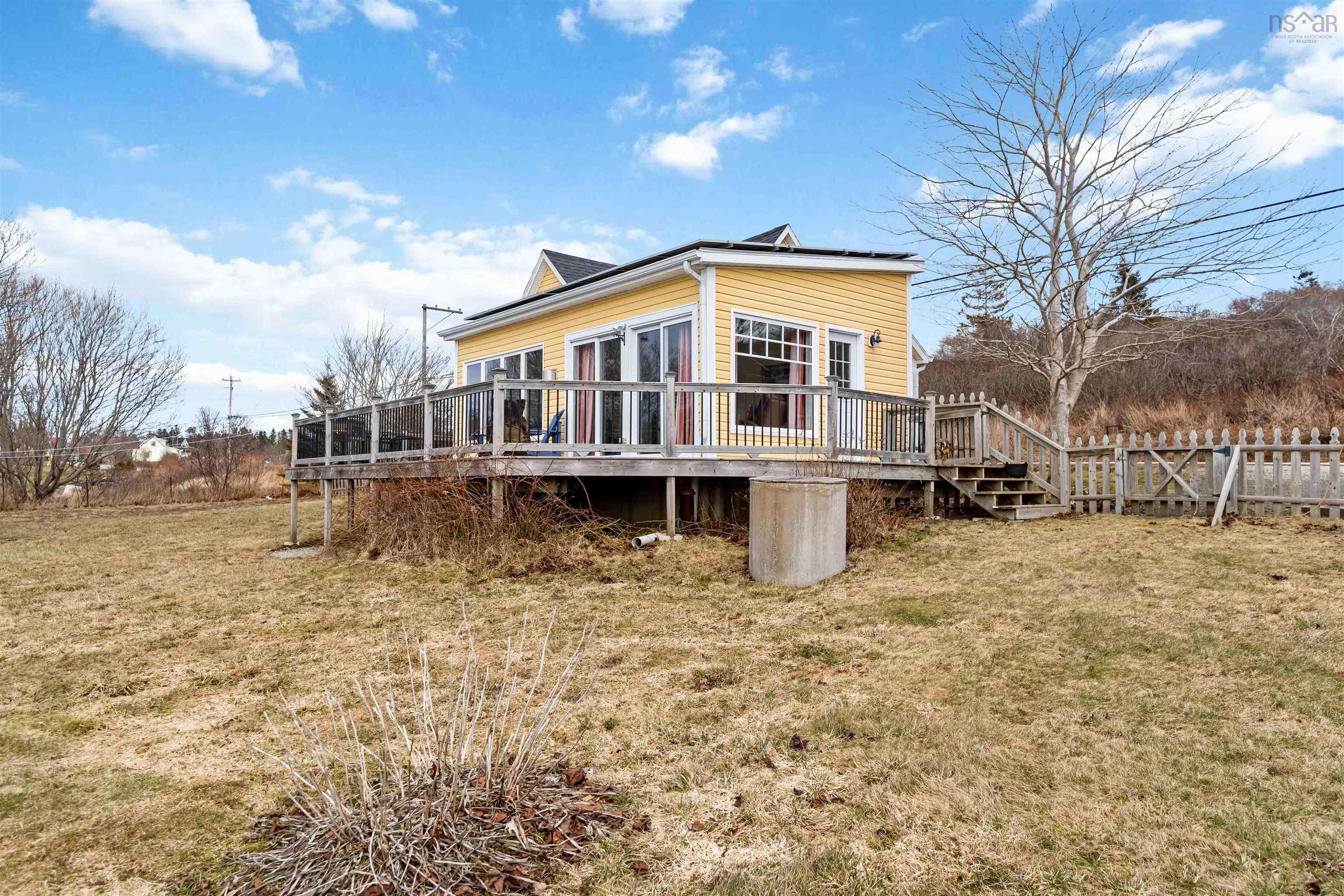 $385,000.00: 92 Lake Darling Road, Darlings Lake