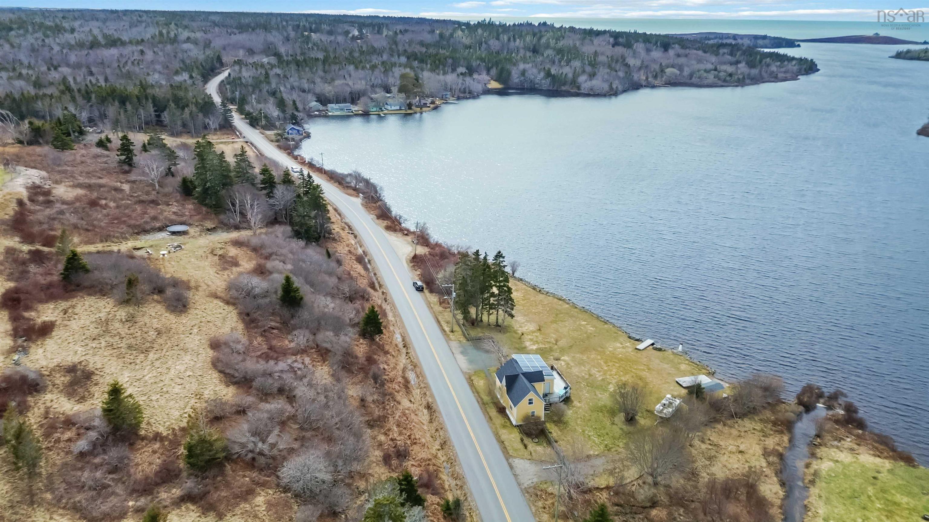 $385,000.00: 92 Lake Darling Road, Darlings Lake