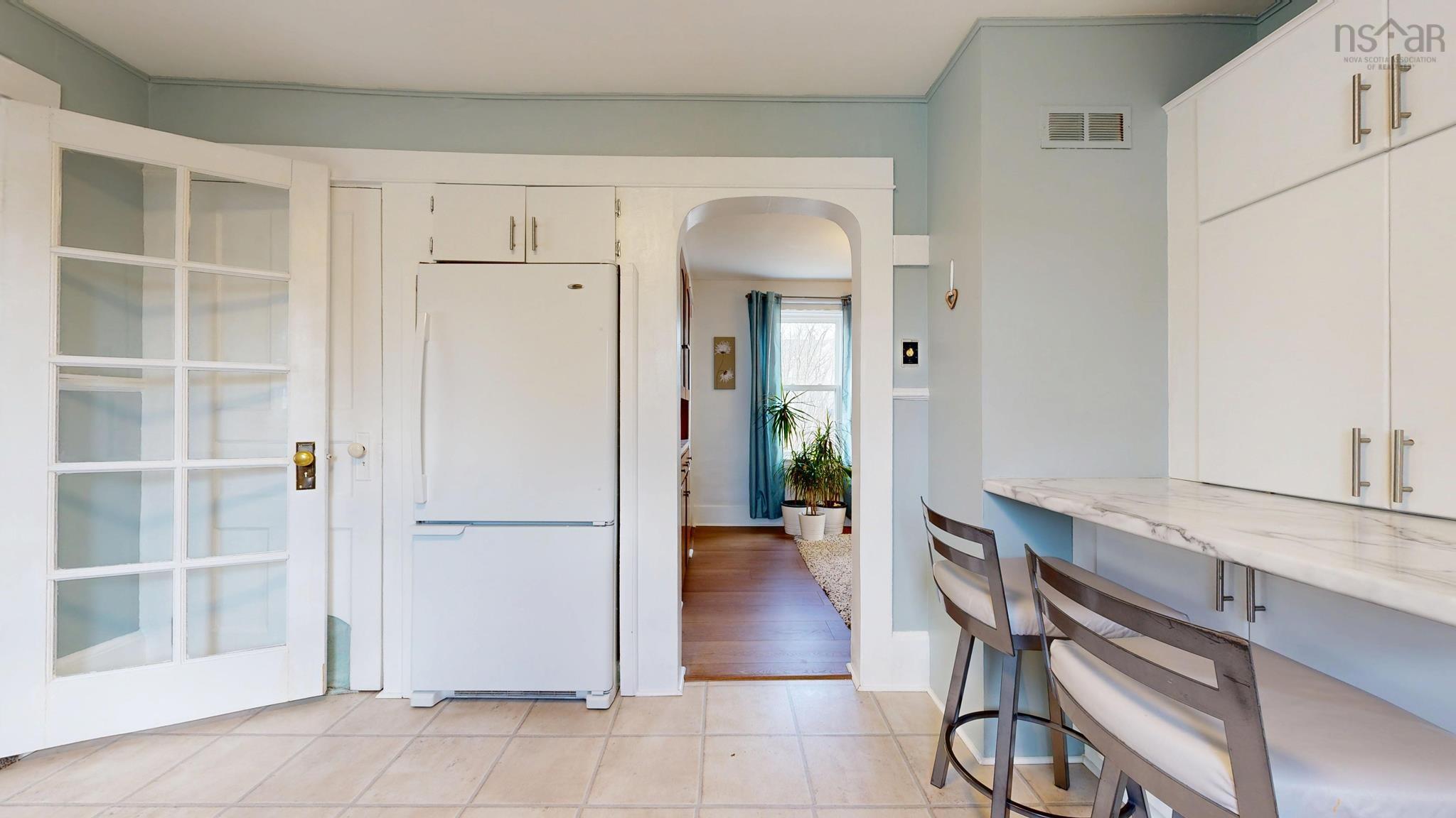 $415,000.00: 7025 12 Highway, North Alton