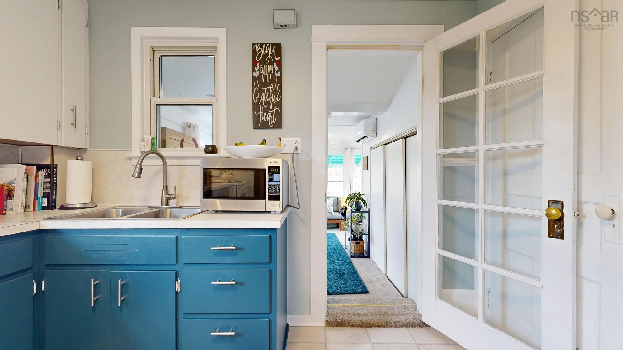 $415,000.00: 7025 12 Highway, North Alton