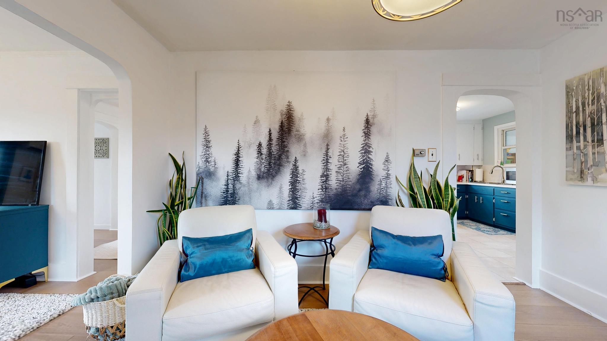 $415,000.00: 7025 12 Highway, North Alton