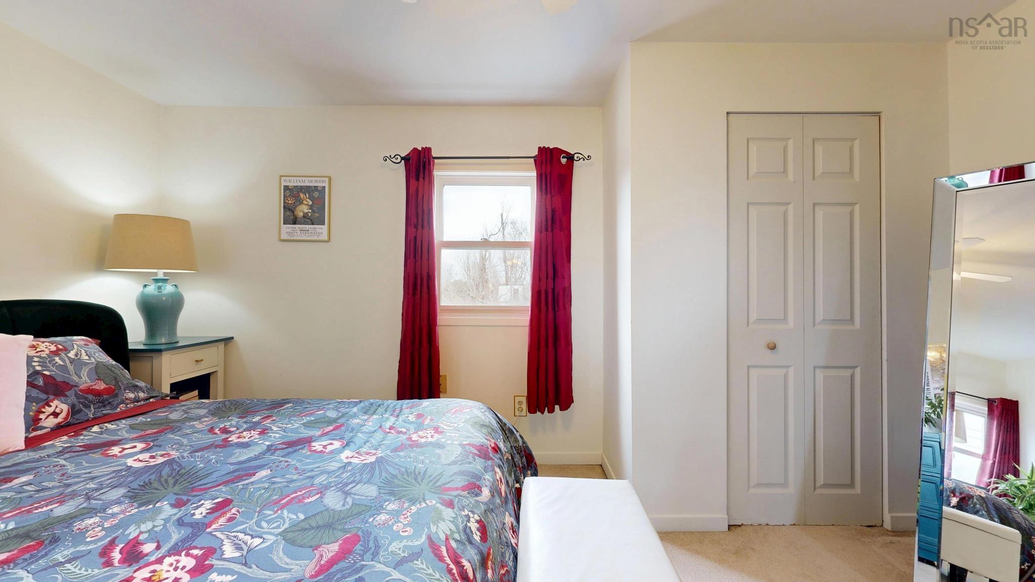 $415,000.00: 7025 12 Highway, North Alton