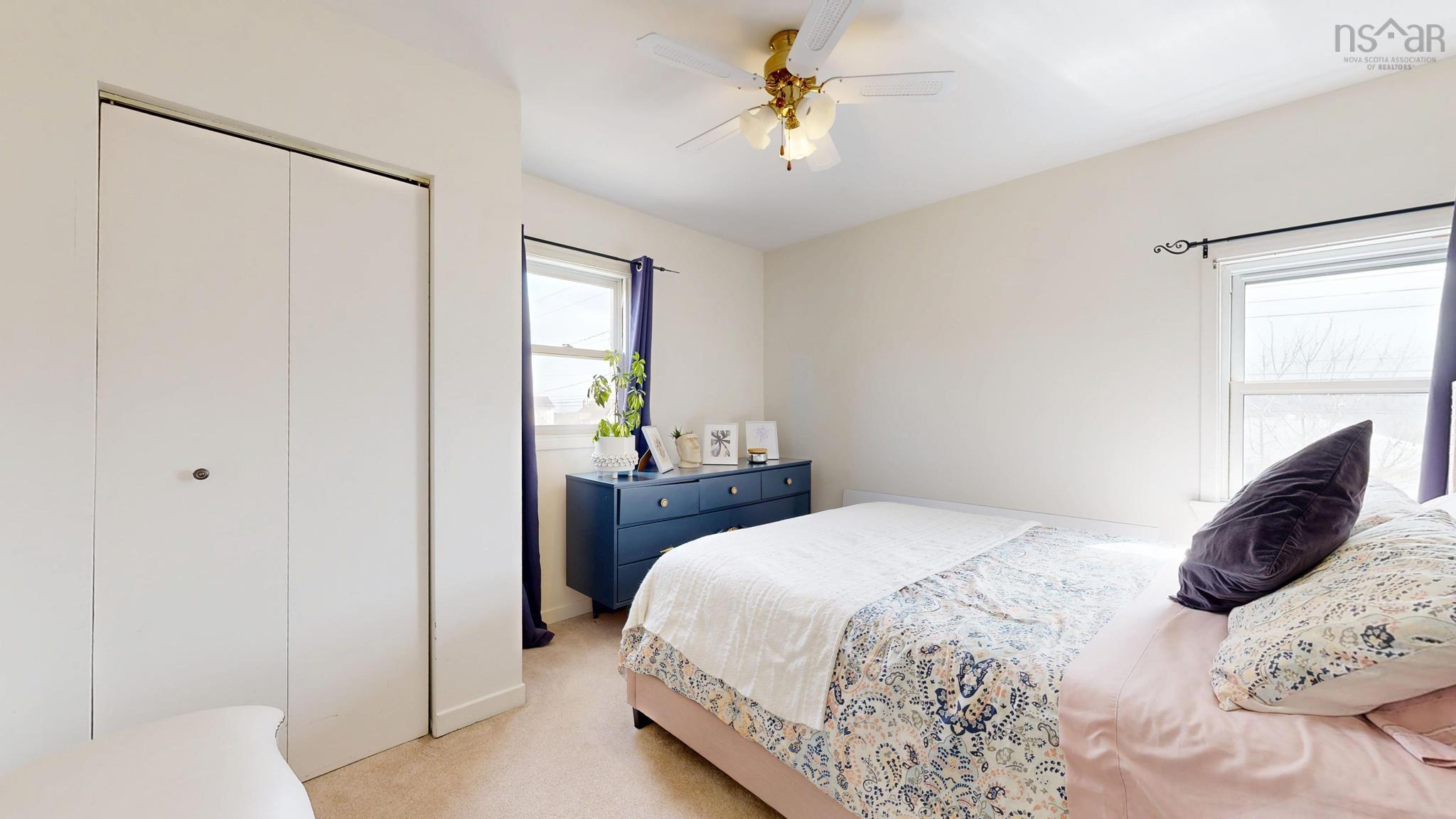 $415,000.00: 7025 12 Highway, North Alton