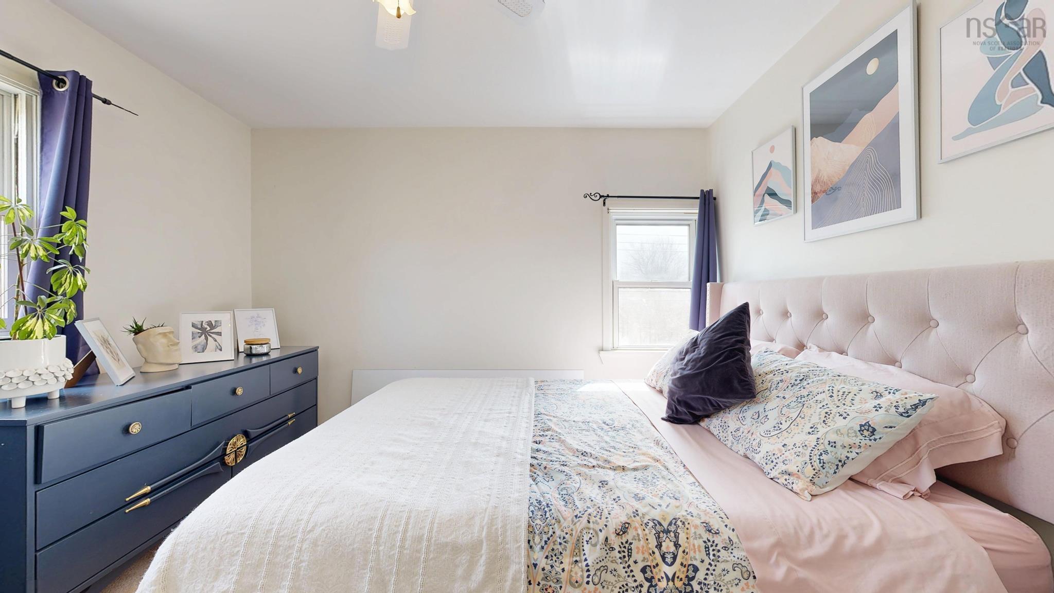 $415,000.00: 7025 12 Highway, North Alton