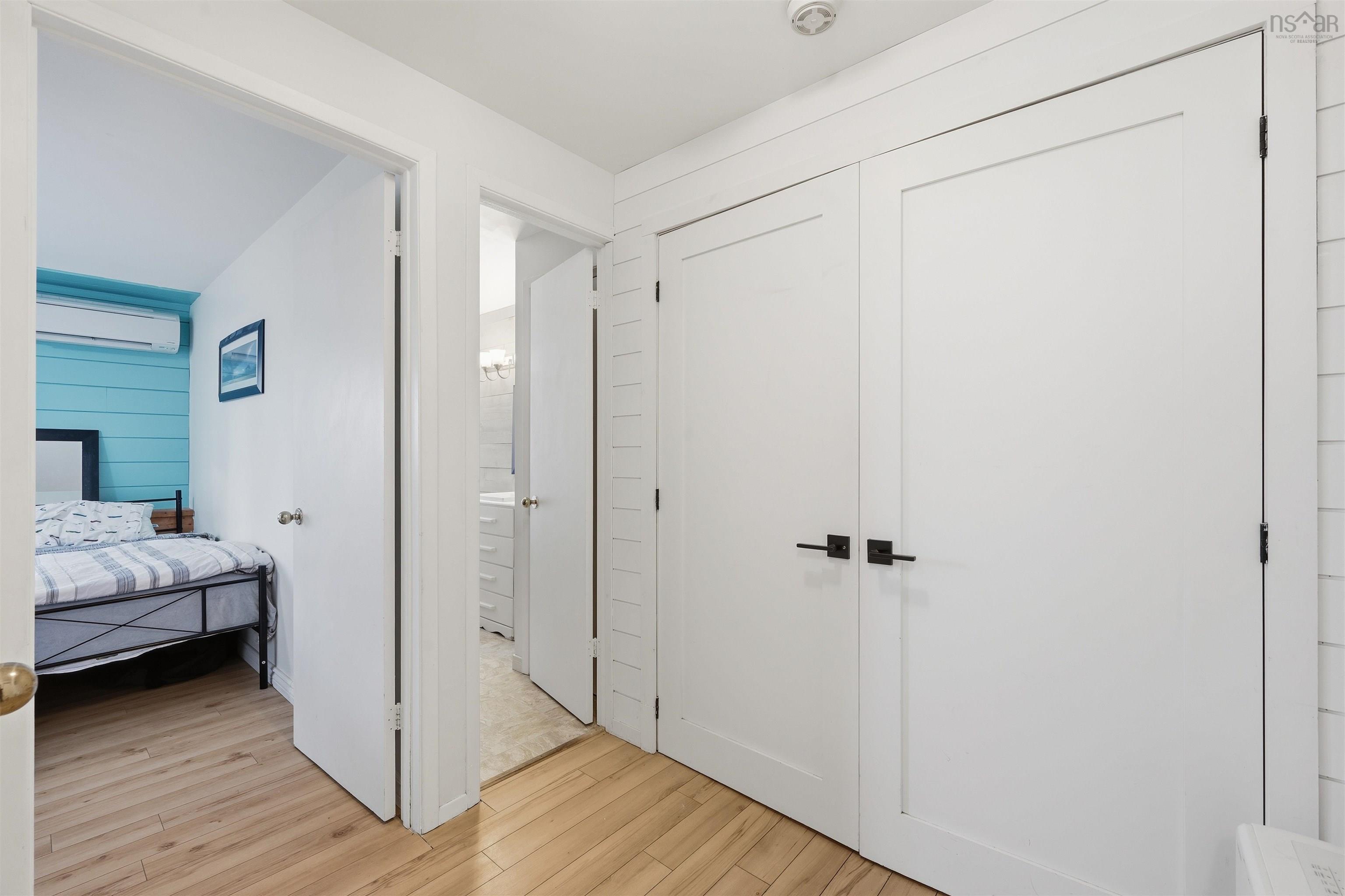 $649,900.00: 450 Shore Drive, Bedford