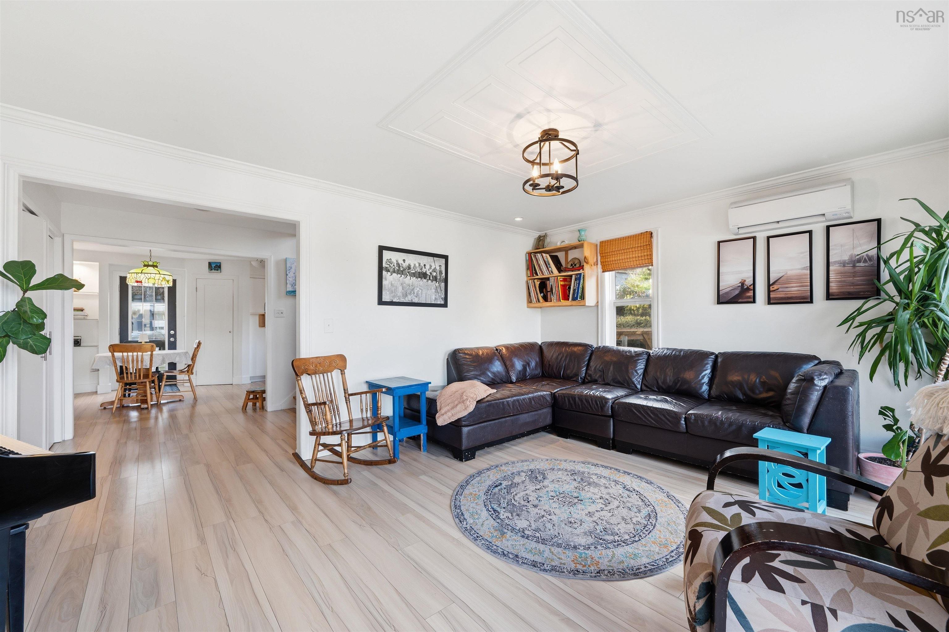 $649,900.00: 450 Shore Drive, Bedford