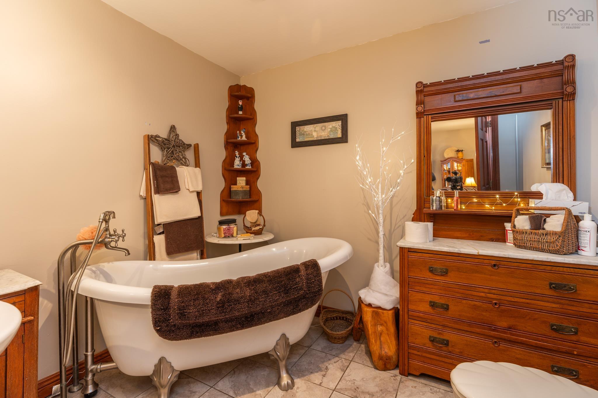 $559,900.00: 36 Green Rock Drive, South Chegoggin