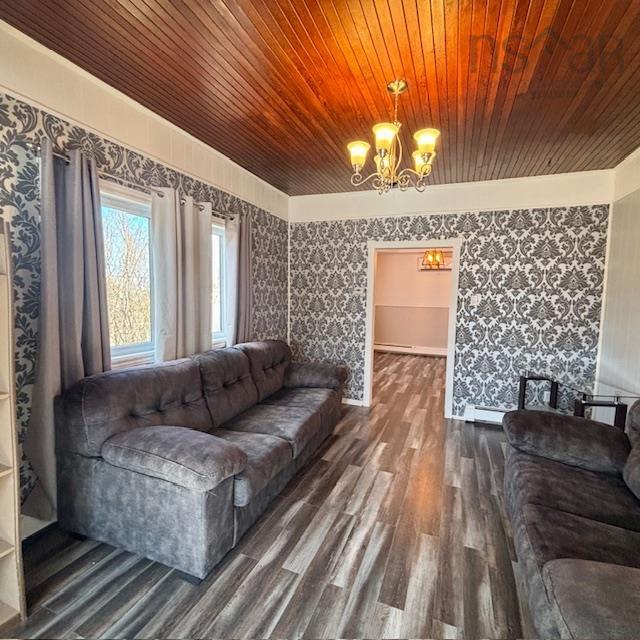 $220,000.00: 10 Catherine Street Street, Scotchtown