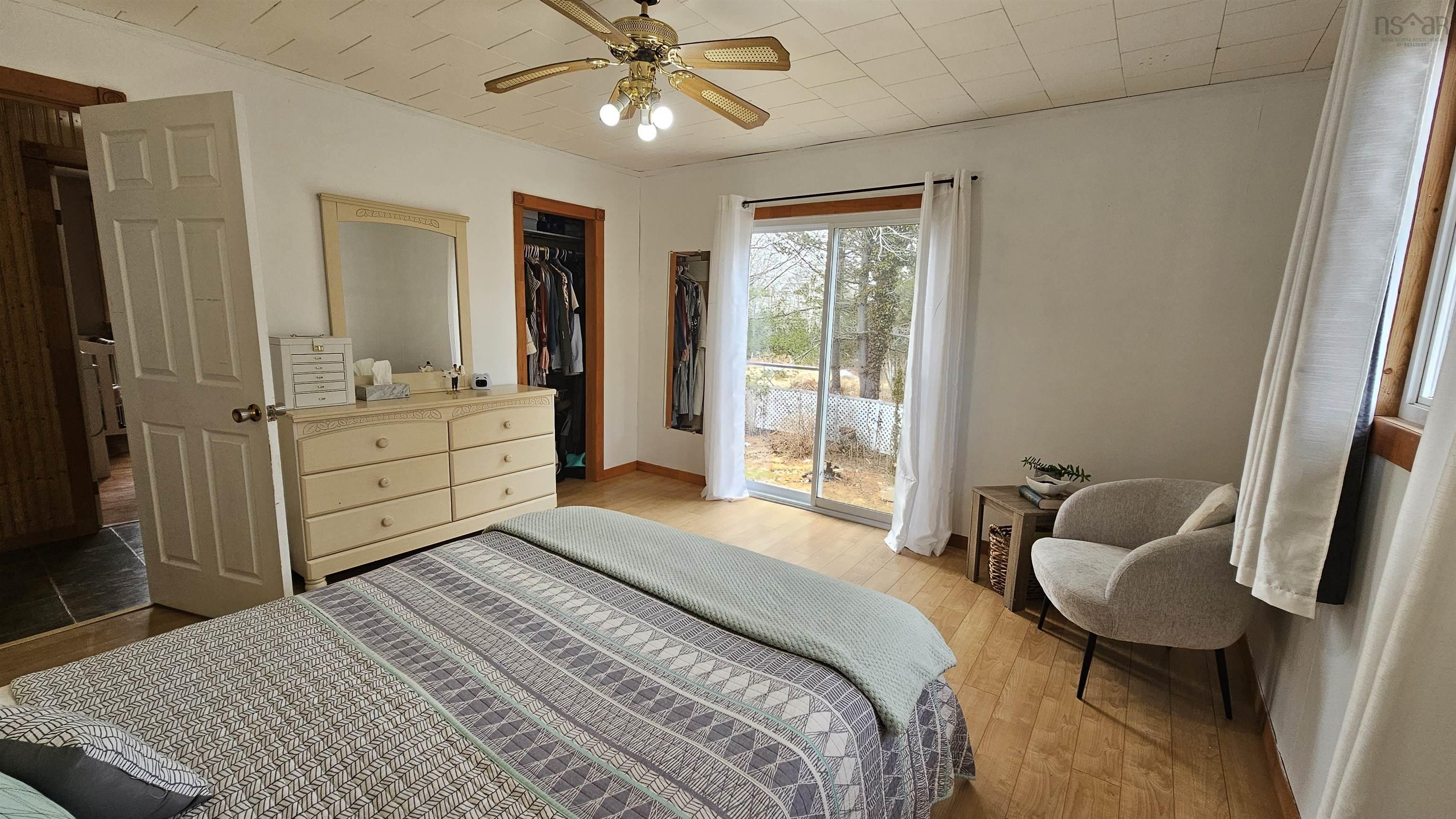 $350,000.00: 1093 Oak Park Road, Barrington