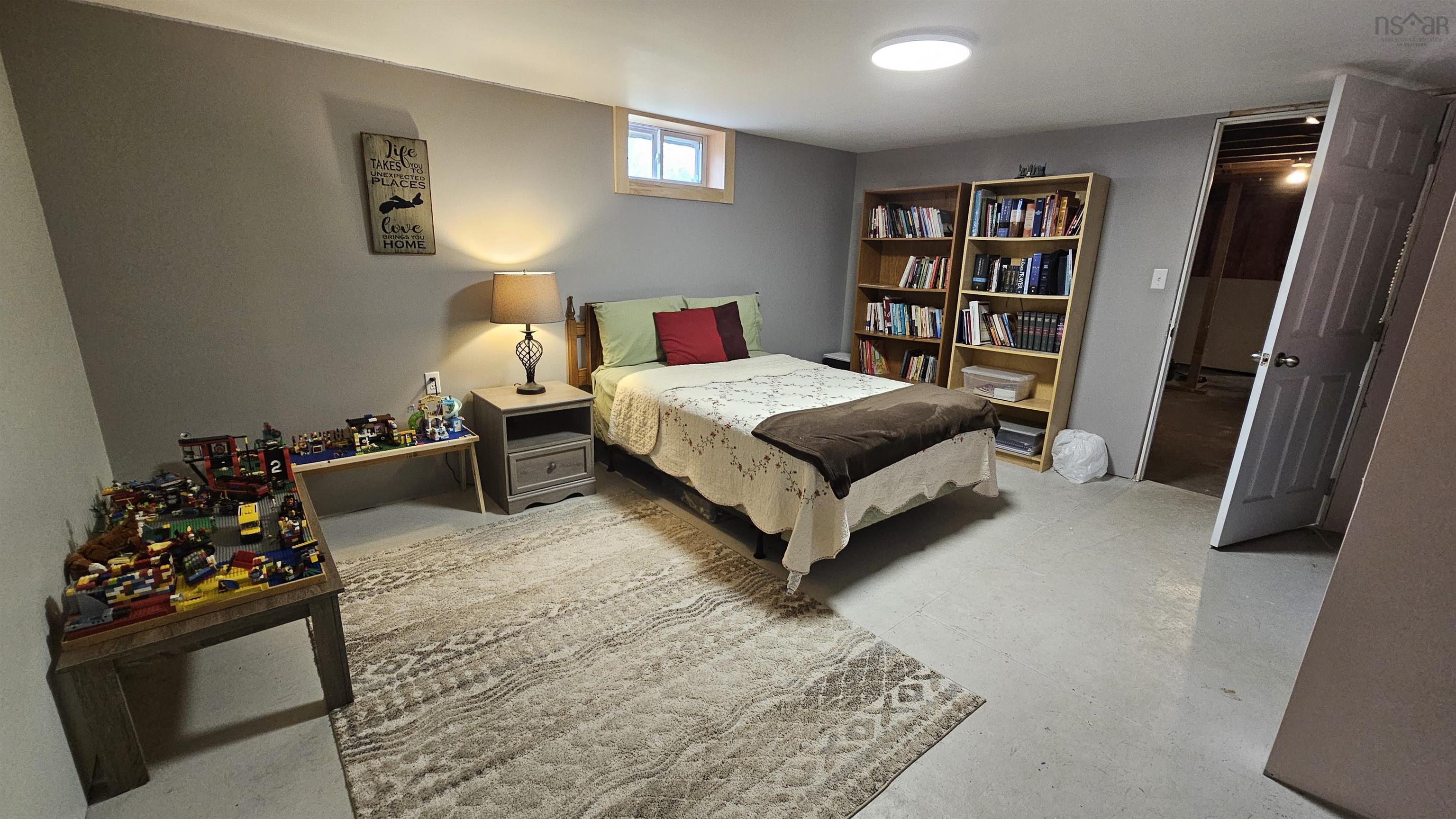 $350,000.00: 1093 Oak Park Road, Barrington