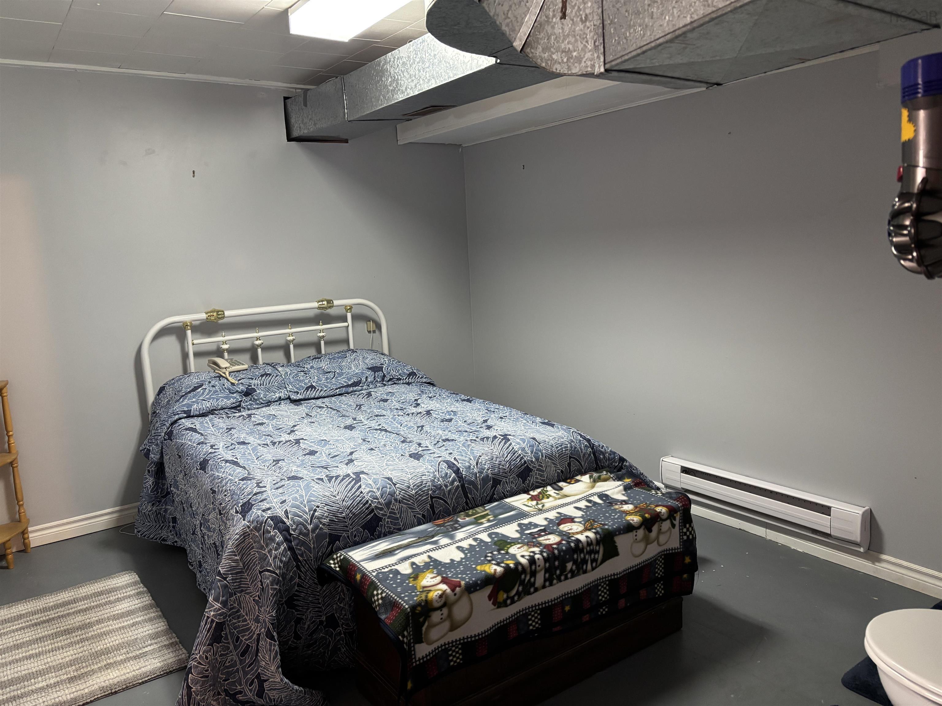 $440,000.00: 69 Sunrise Drive, Georges River