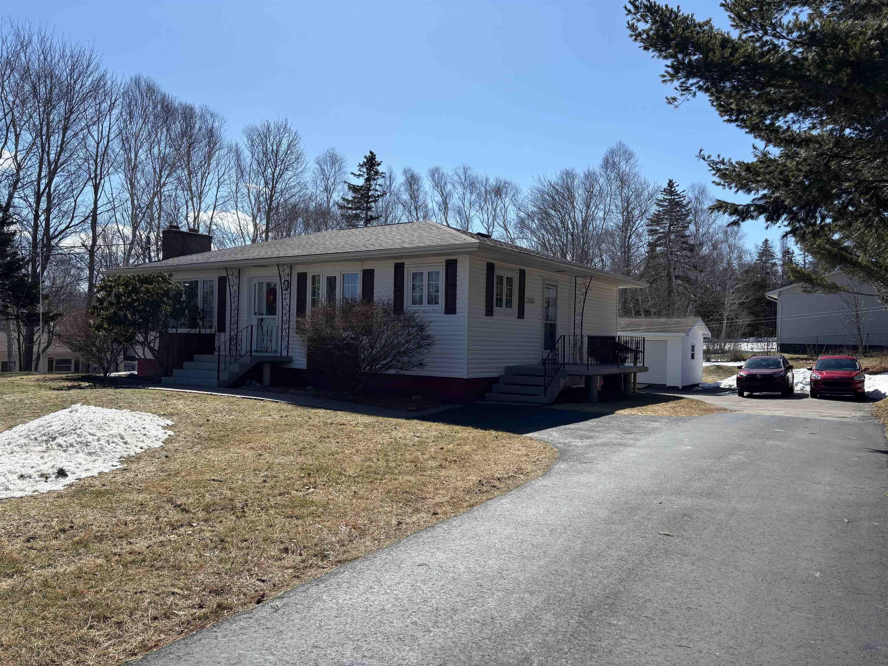 $440,000.00: 69 Sunrise Drive, Georges River