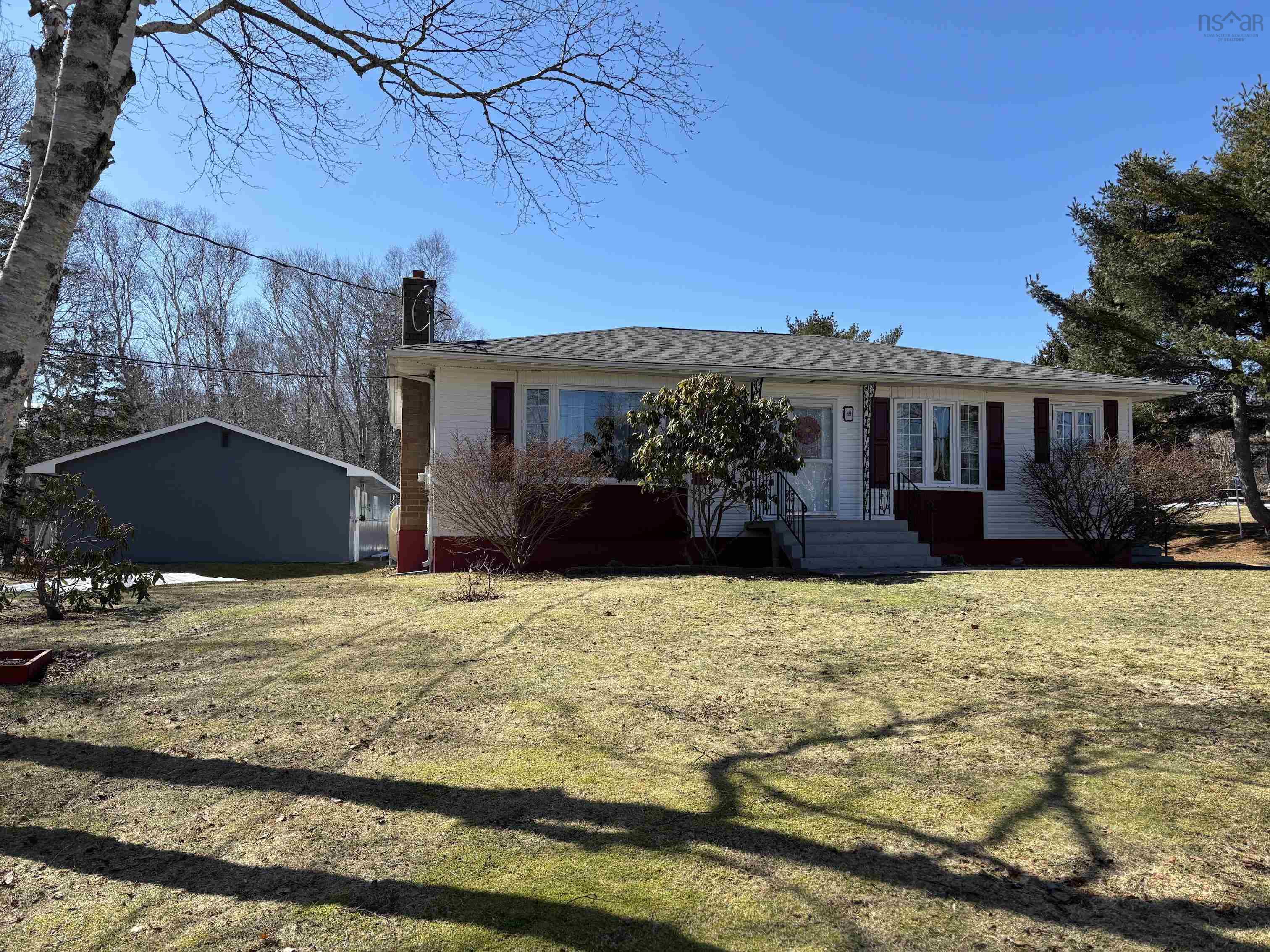 $440,000.00: 69 Sunrise Drive, Georges River