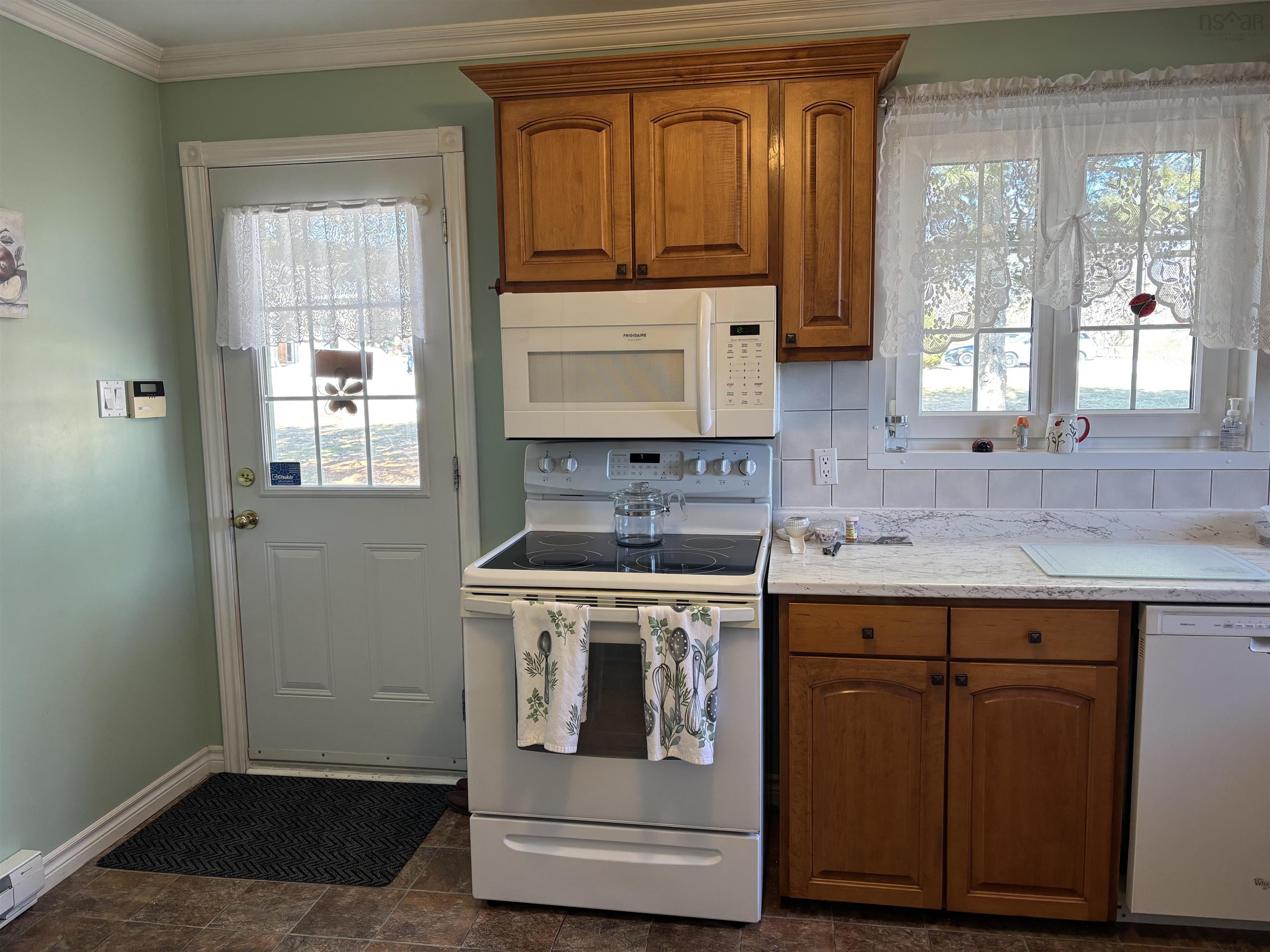 $440,000.00: 69 Sunrise Drive, Georges River