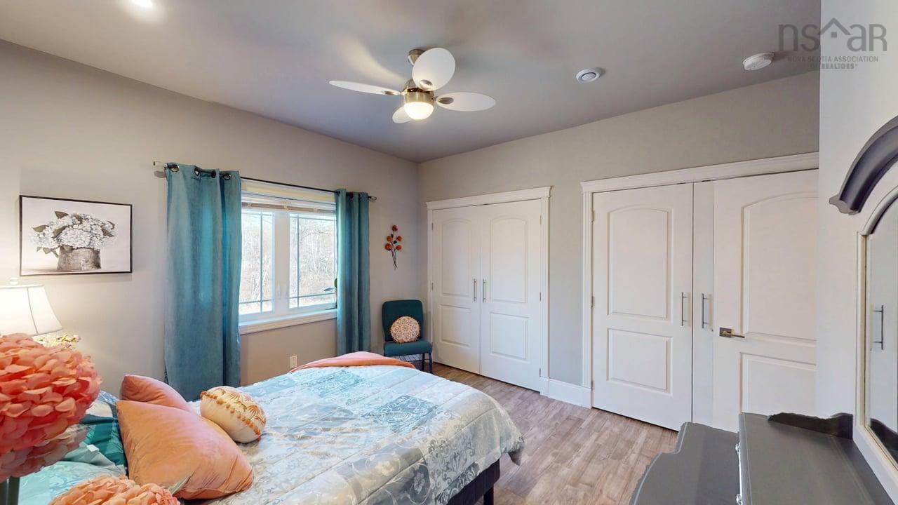 $695,000.00: 1910 West Street, Westville