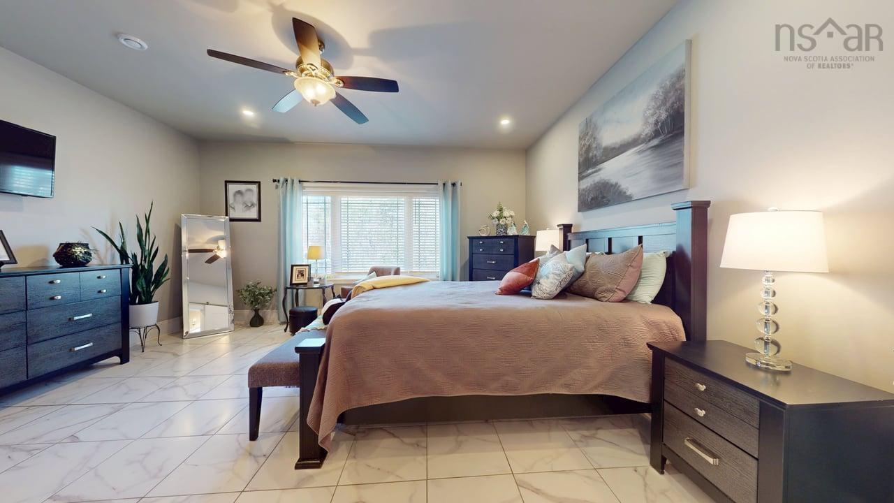 $695,000.00: 1910 West Street, Westville