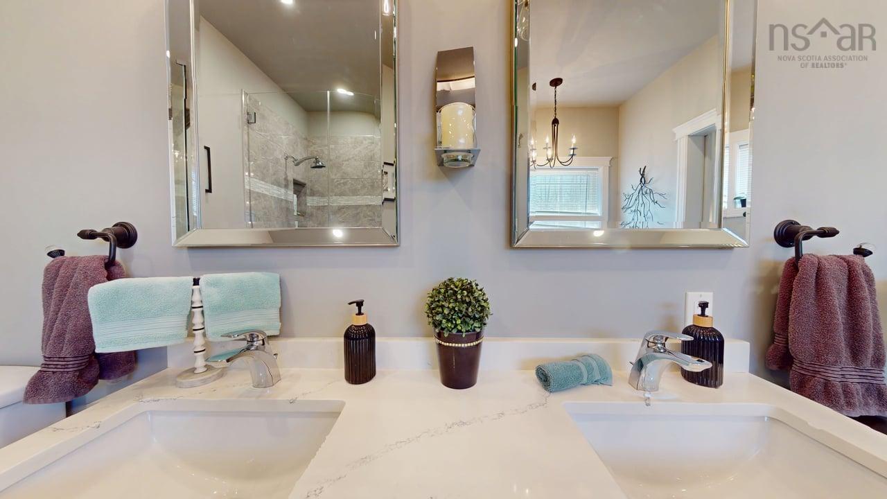 $695,000.00: 1910 West Street, Westville