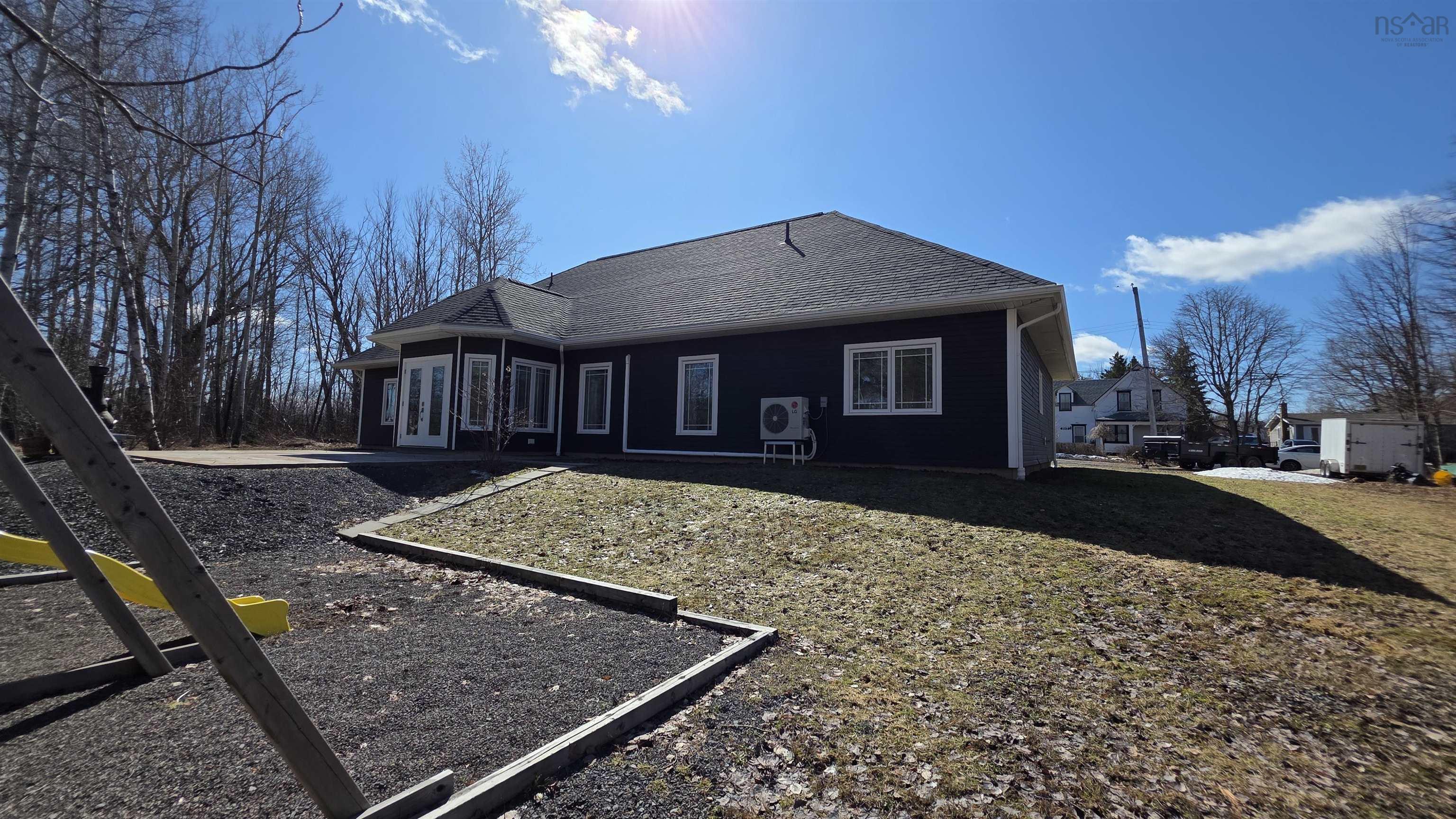 $695,000.00: 1910 West Street, Westville