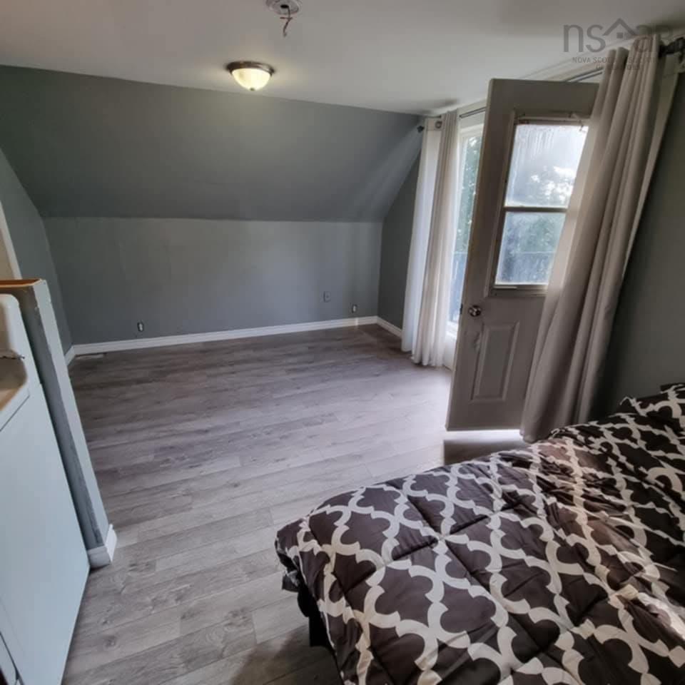 $299,900.00: 7 Foundry Street, Amherst