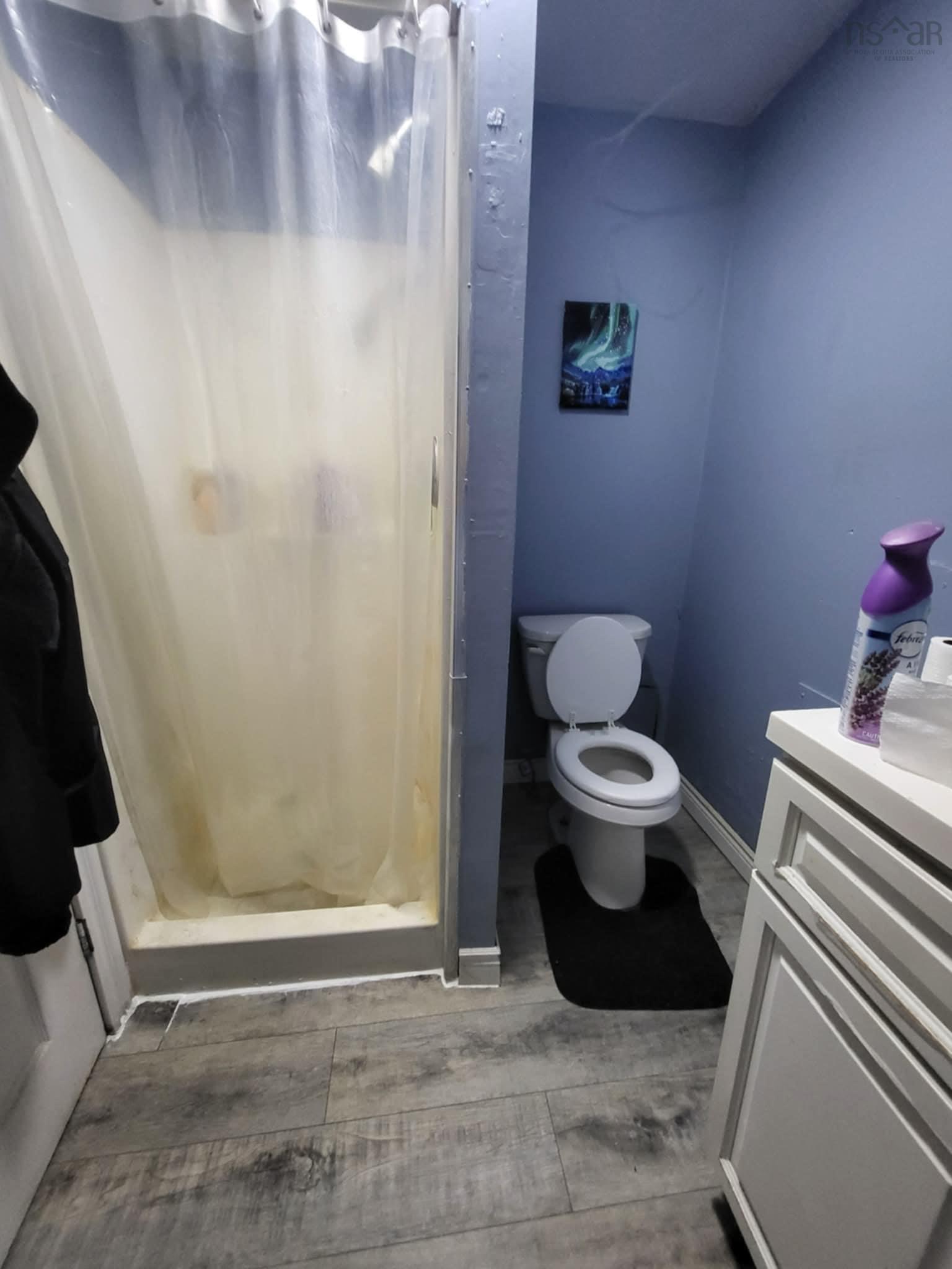 $299,900.00: 7 Foundry Street, Amherst