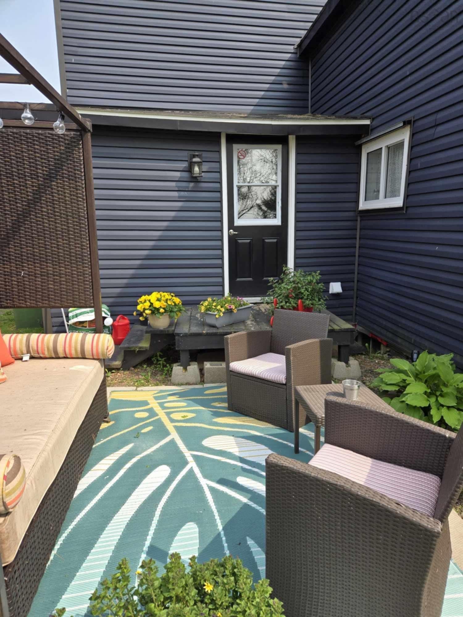 $299,900.00: 7 Foundry Street, Amherst