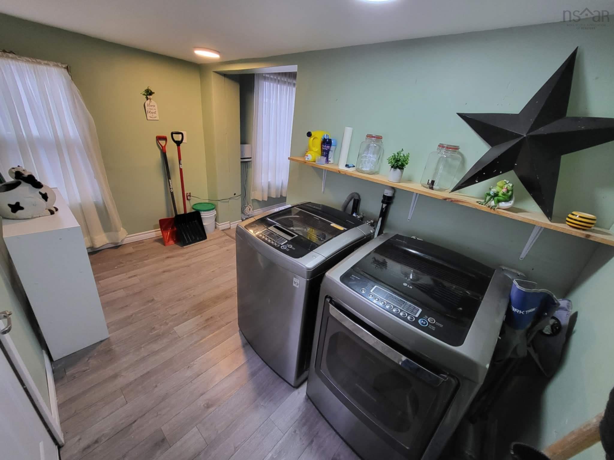 $299,900.00: 7 Foundry Street, Amherst