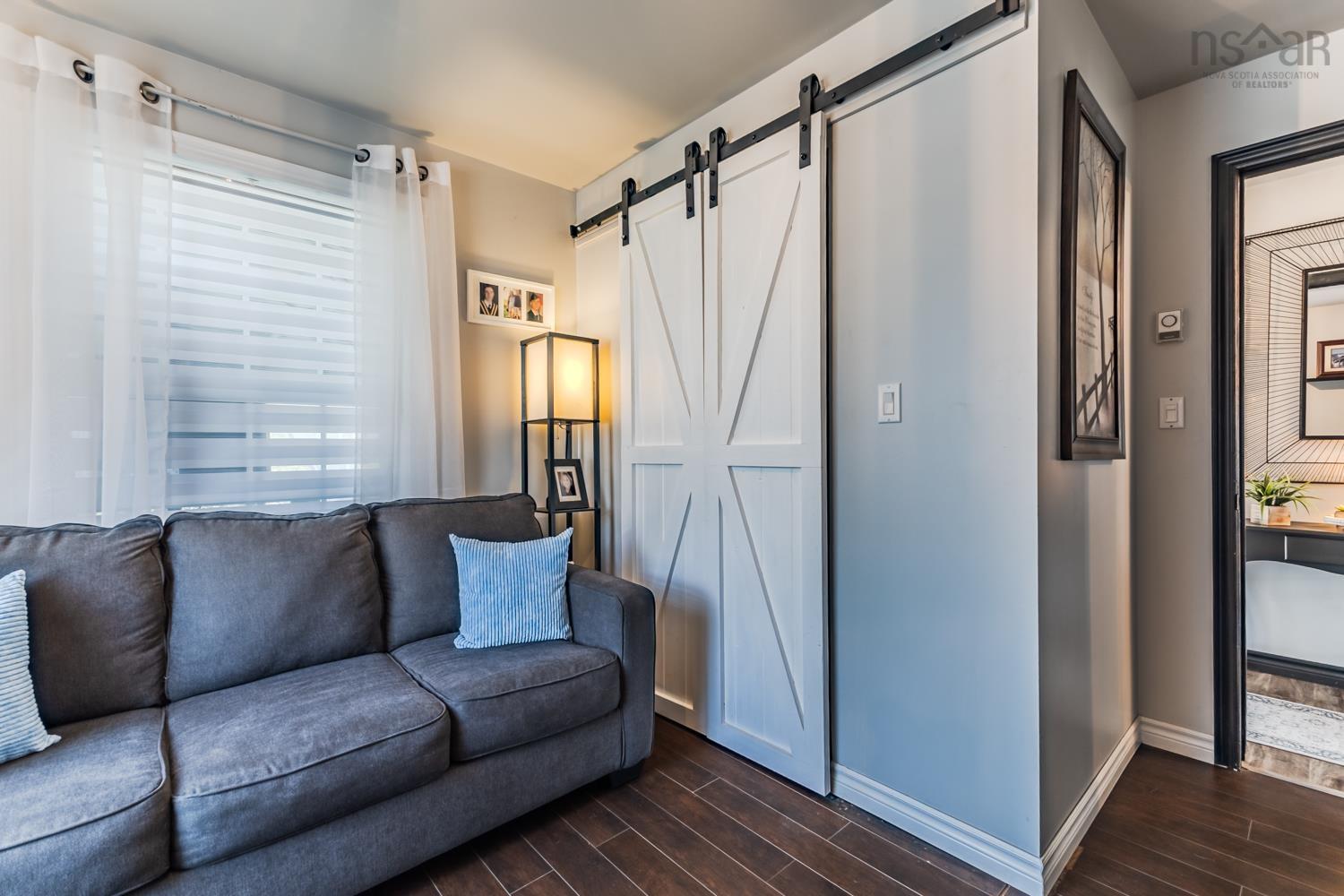 $585,000.00: 1923 Fox Harbour Rd, Fox Harbour