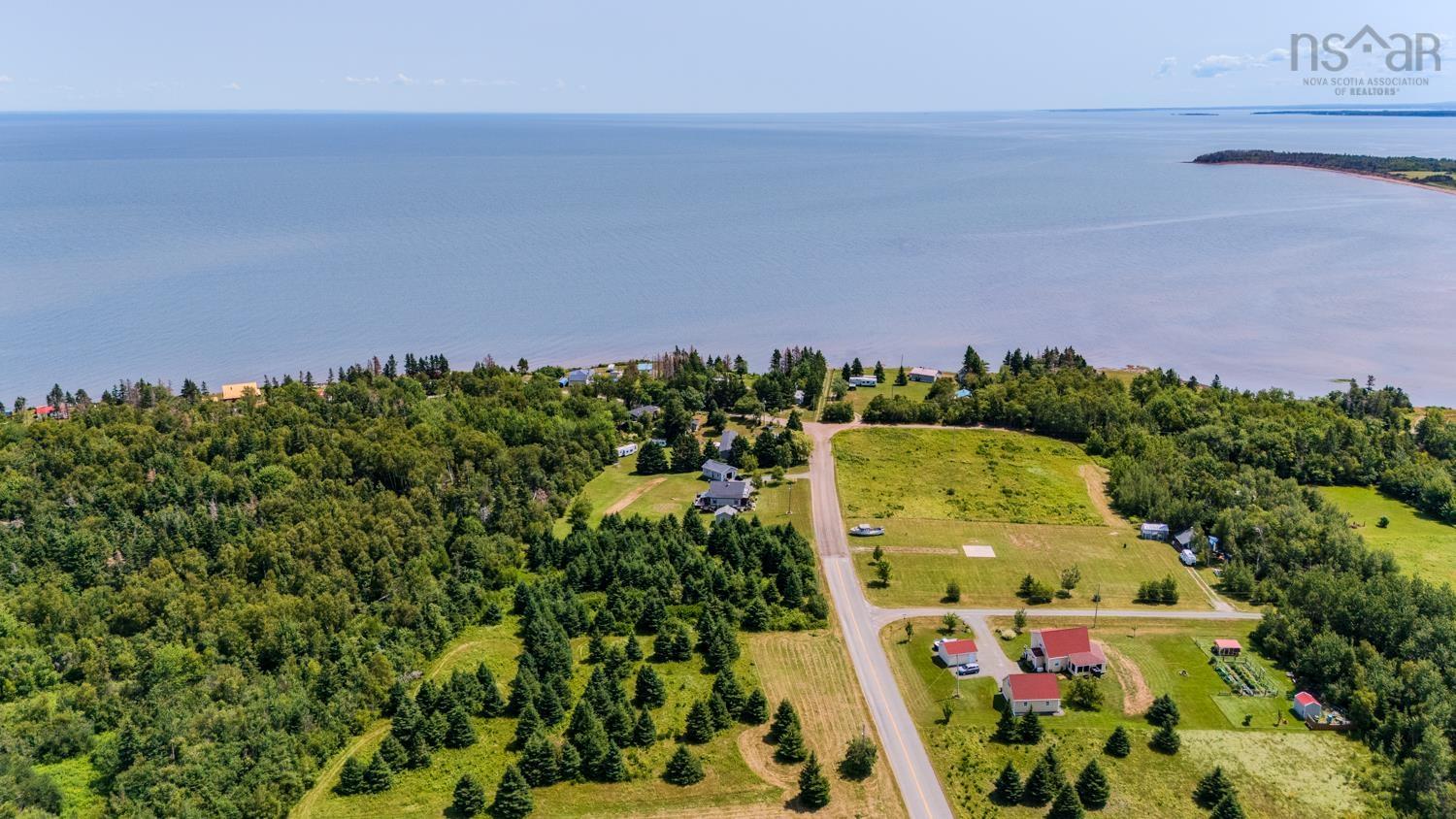 $585,000.00: 1923 Fox Harbour Rd, Fox Harbour