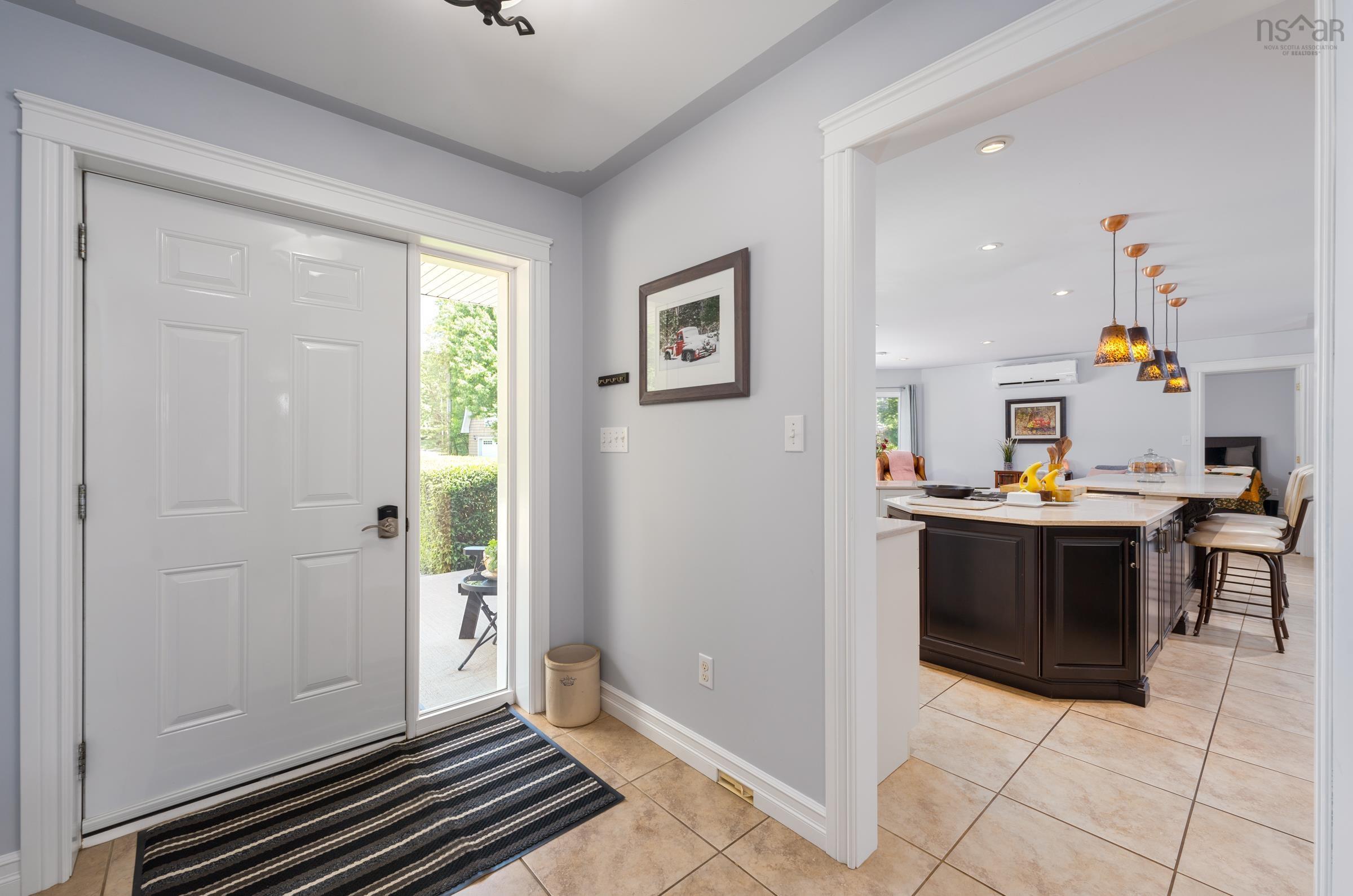 $1,190,000.00: 4400 Second Division Road, Concession