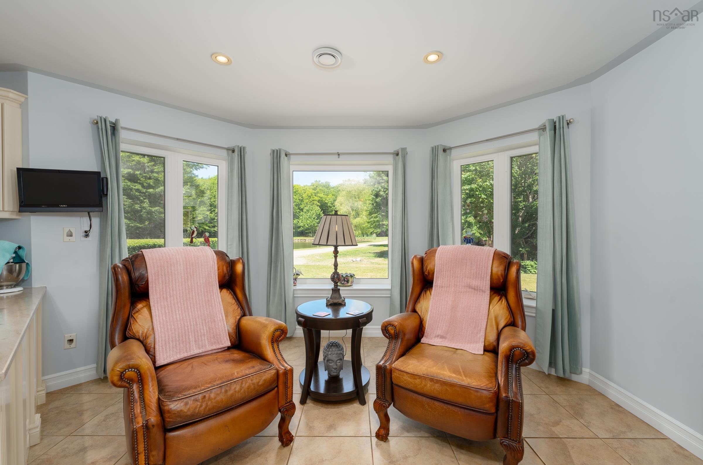 $1,190,000.00: 4400 Second Division Road, Concession