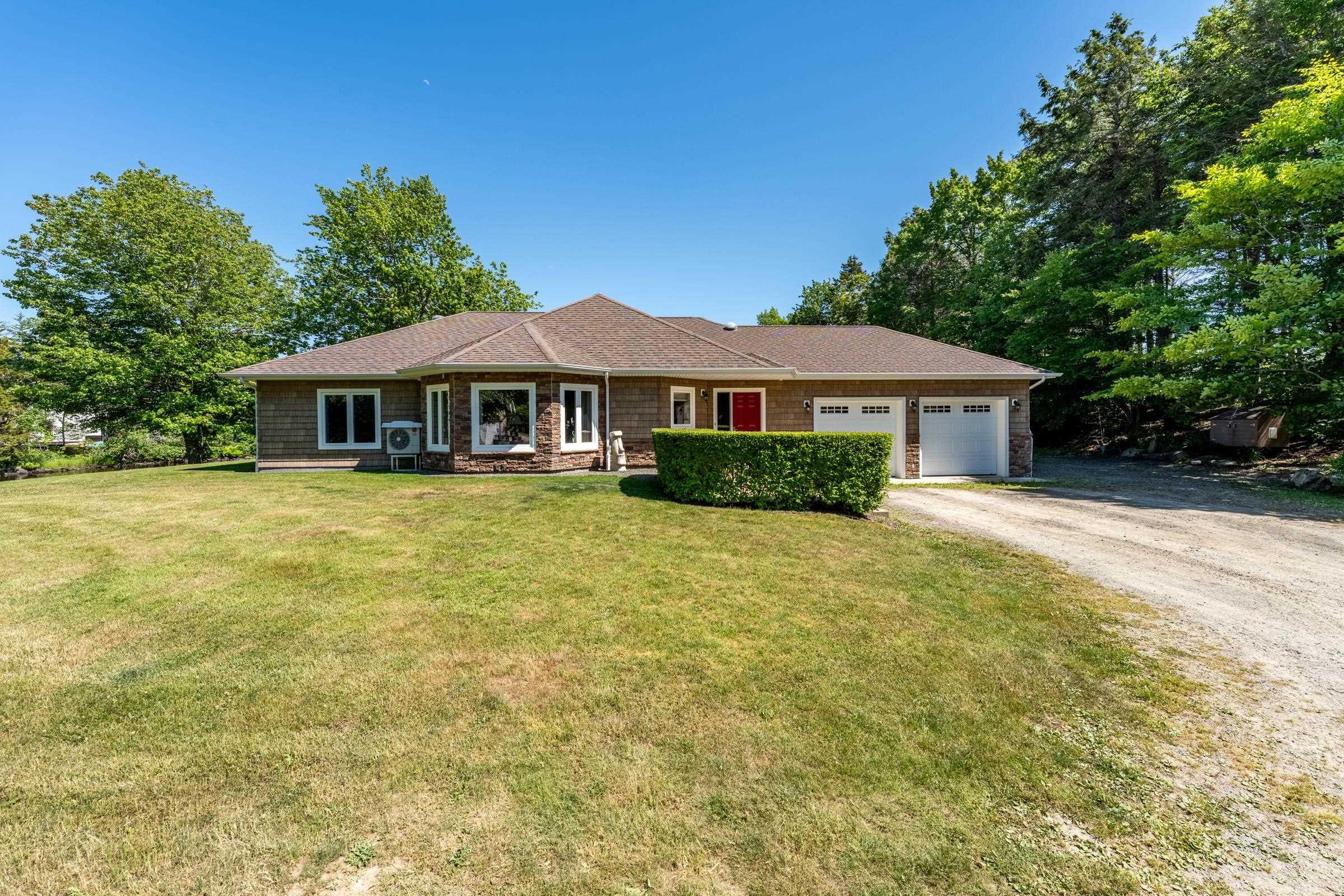 $1,190,000.00: 4400 Second Division Road, Concession