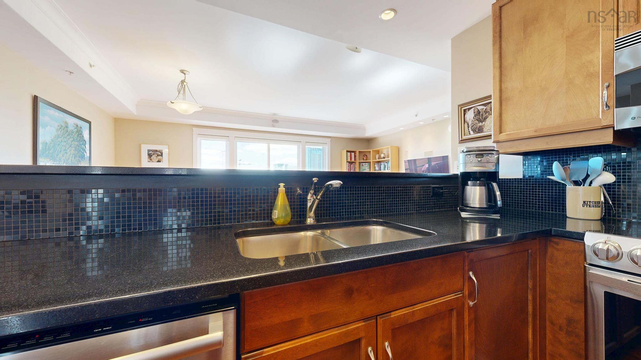 $699,000.00: 503 5839 Cunard Street, Halifax Peninsula