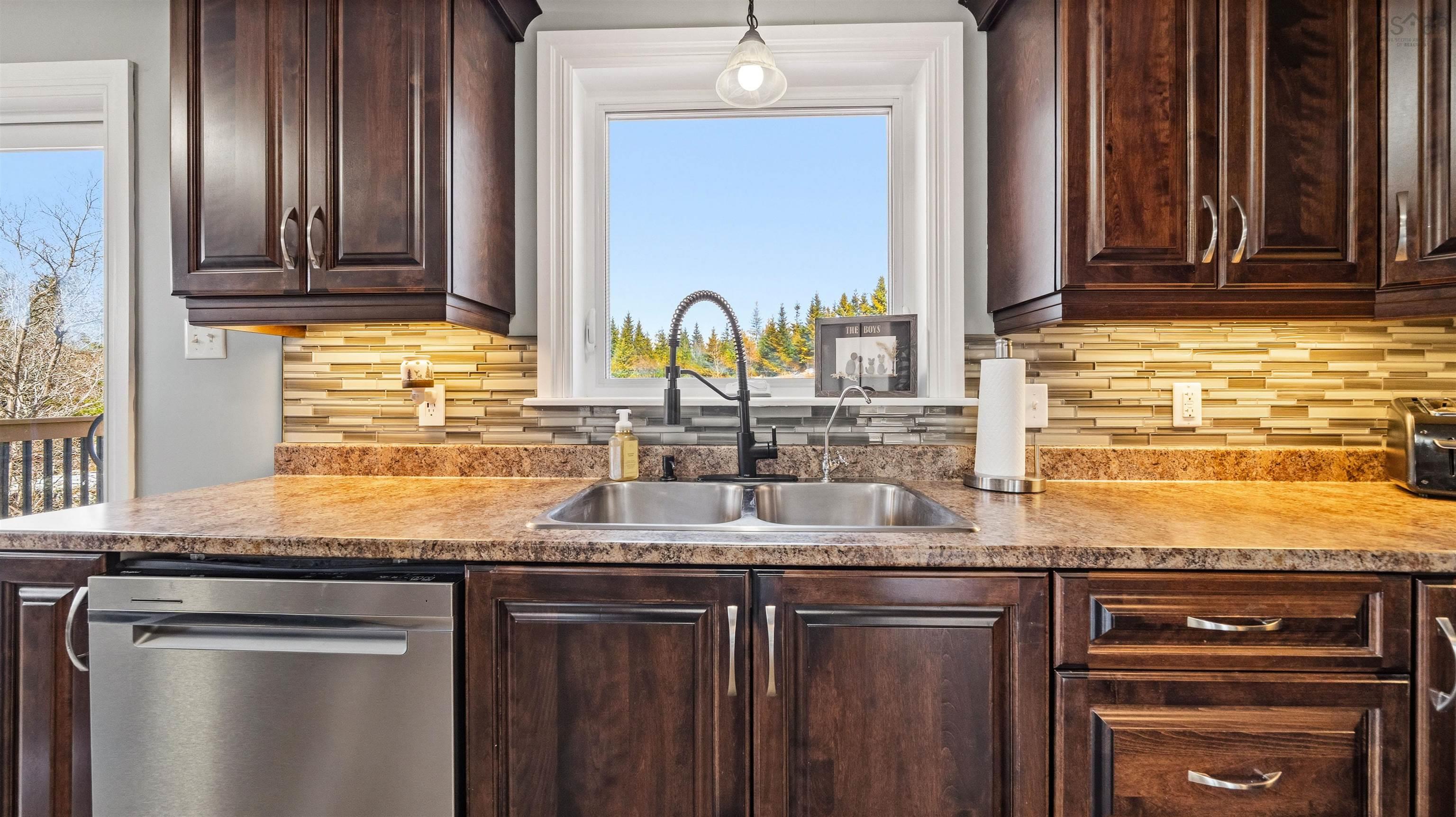 $649,900.00: 58 Candy Mountain Road, Mineville