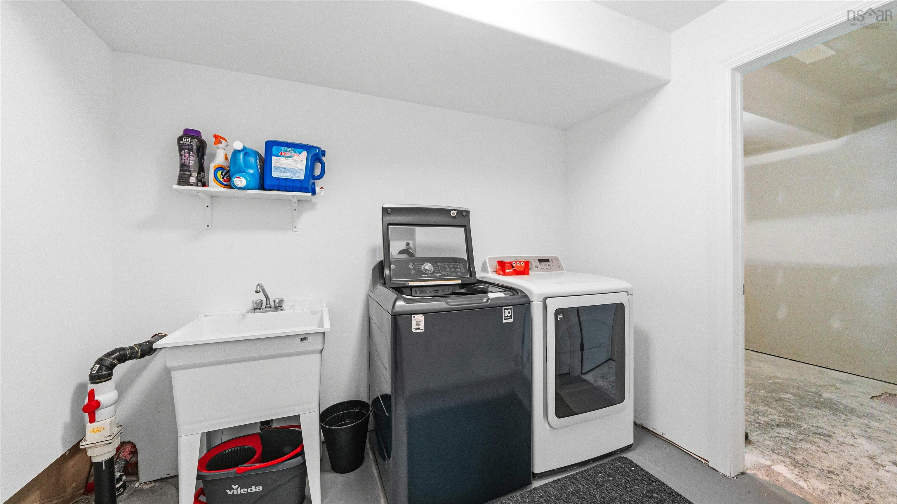 $649,900.00: 58 Candy Mountain Road, Mineville