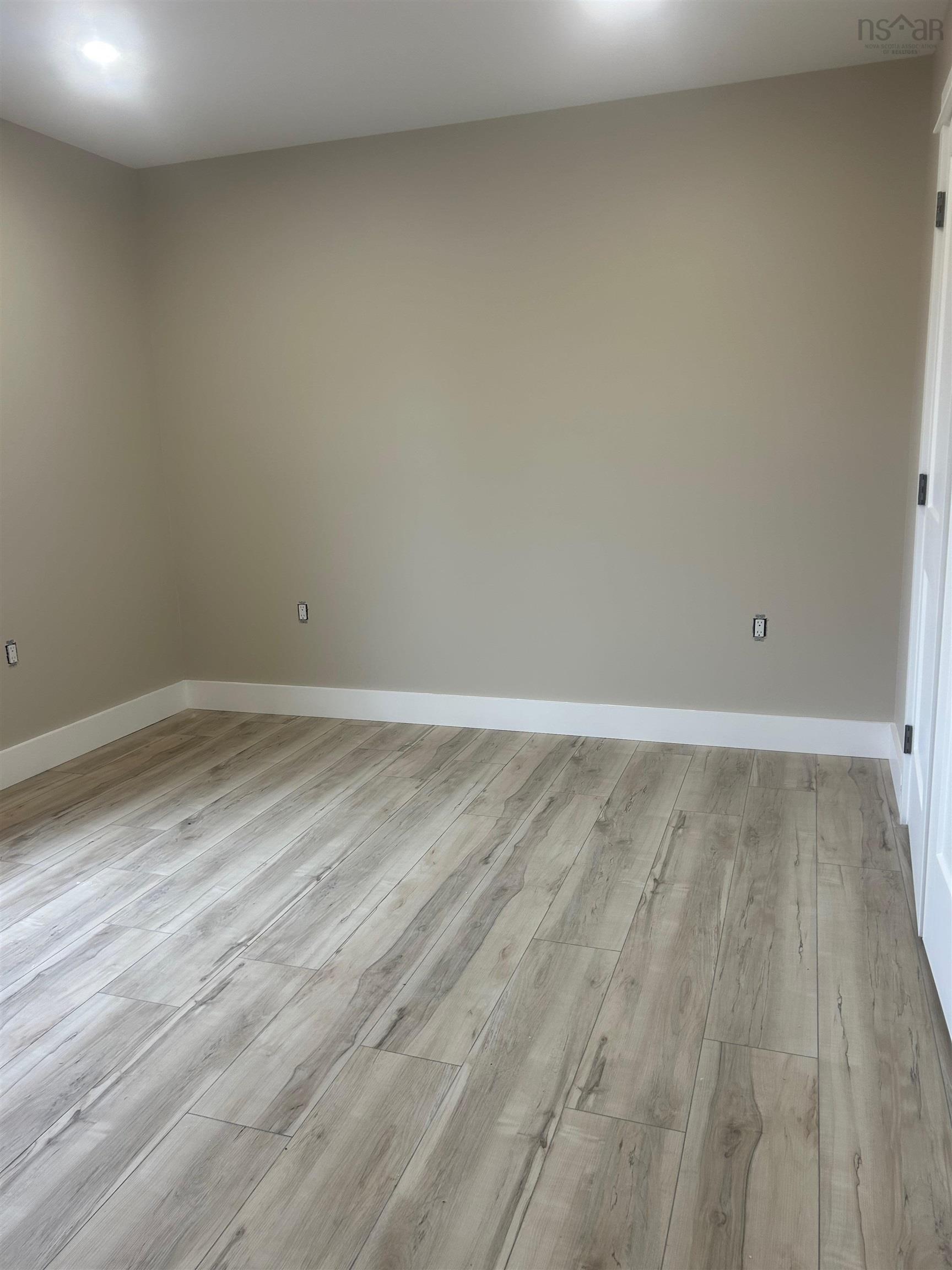 $575,000.00: 1866 Greenwood Road, Kingston